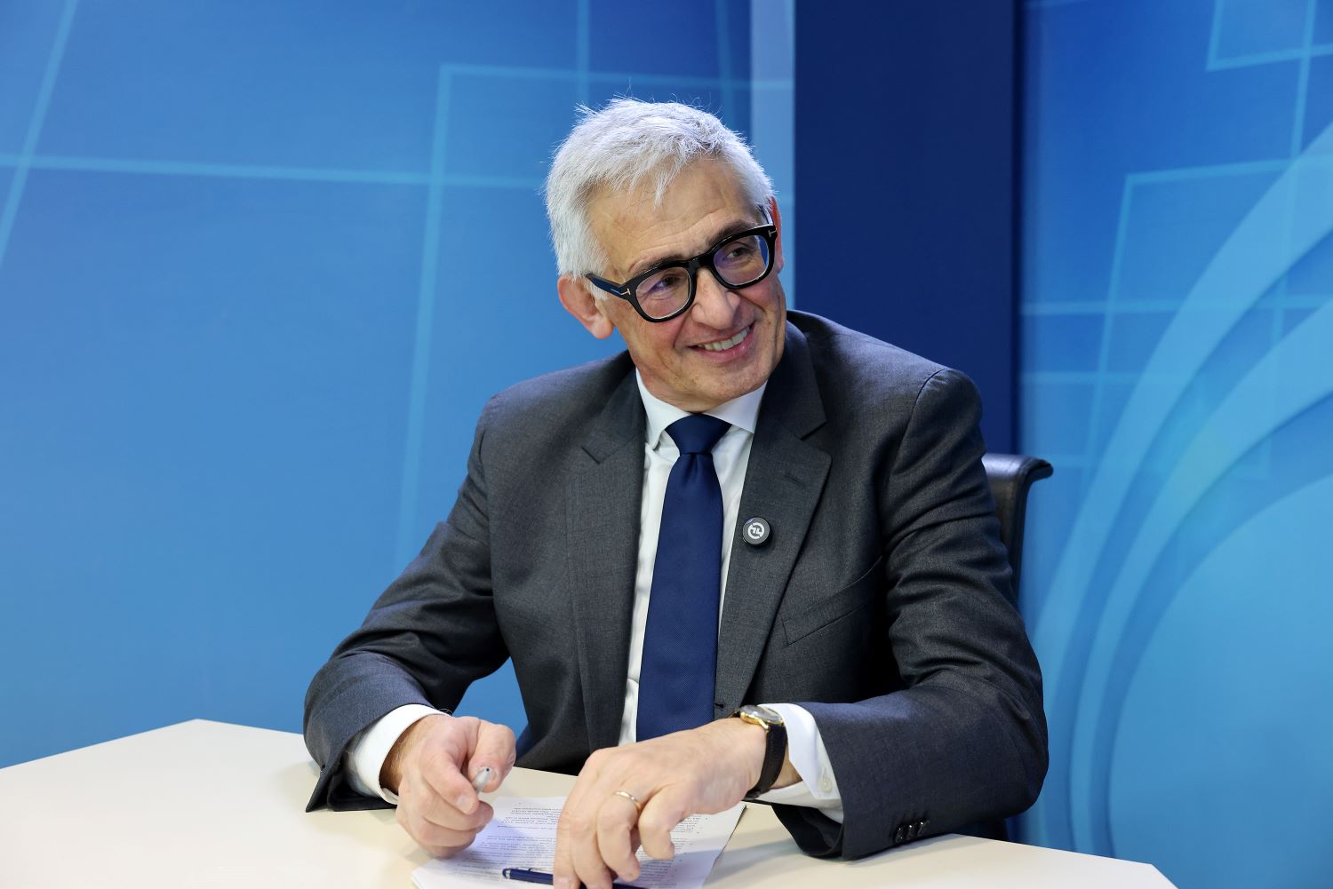 cover Digital euro to cut costs for SMEs and reduce reliance on non-European payment providers, ECB says