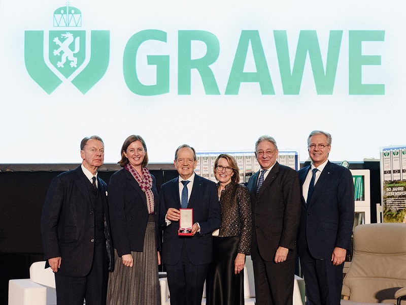 cover Austria awards GRAWE&#8217;s Othmar Ederer Grand Silver Decoration of Honour
