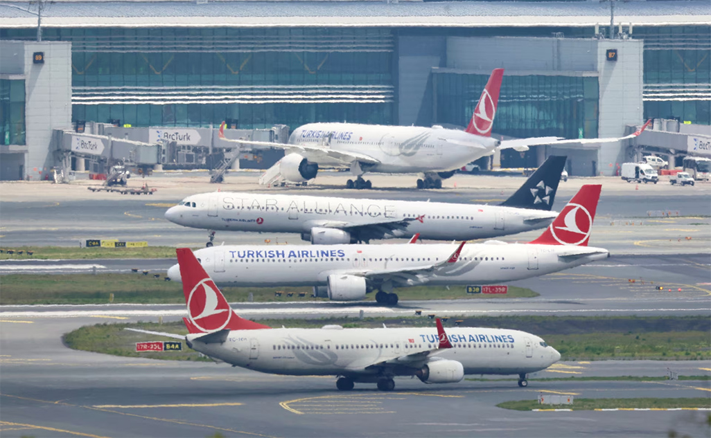 cover Heathrow CEO says Istanbul to overtake London hub as Europe&#8217;s busiest airport
