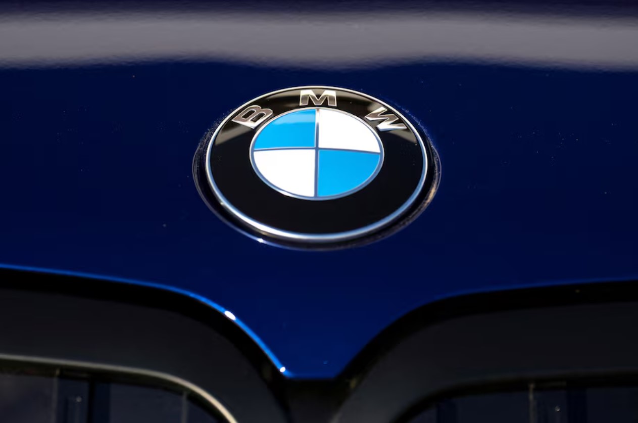 cover BMW in talks with Brussels to swap electric Mini tariffs for minimum price