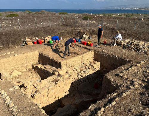 cover Akamas excavations reveal prehistoric coastal life