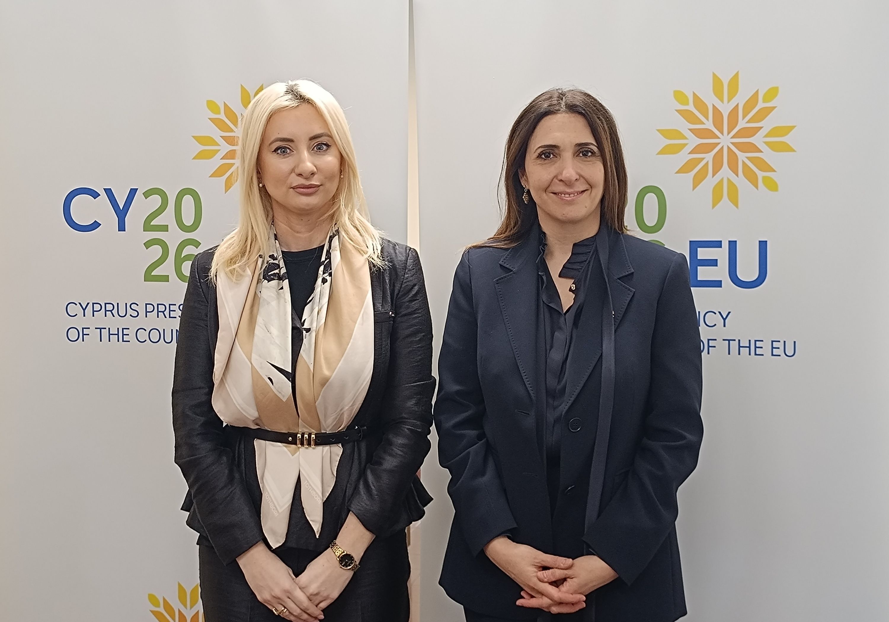 cover Raouna holds talks with Montenegro on EU accession