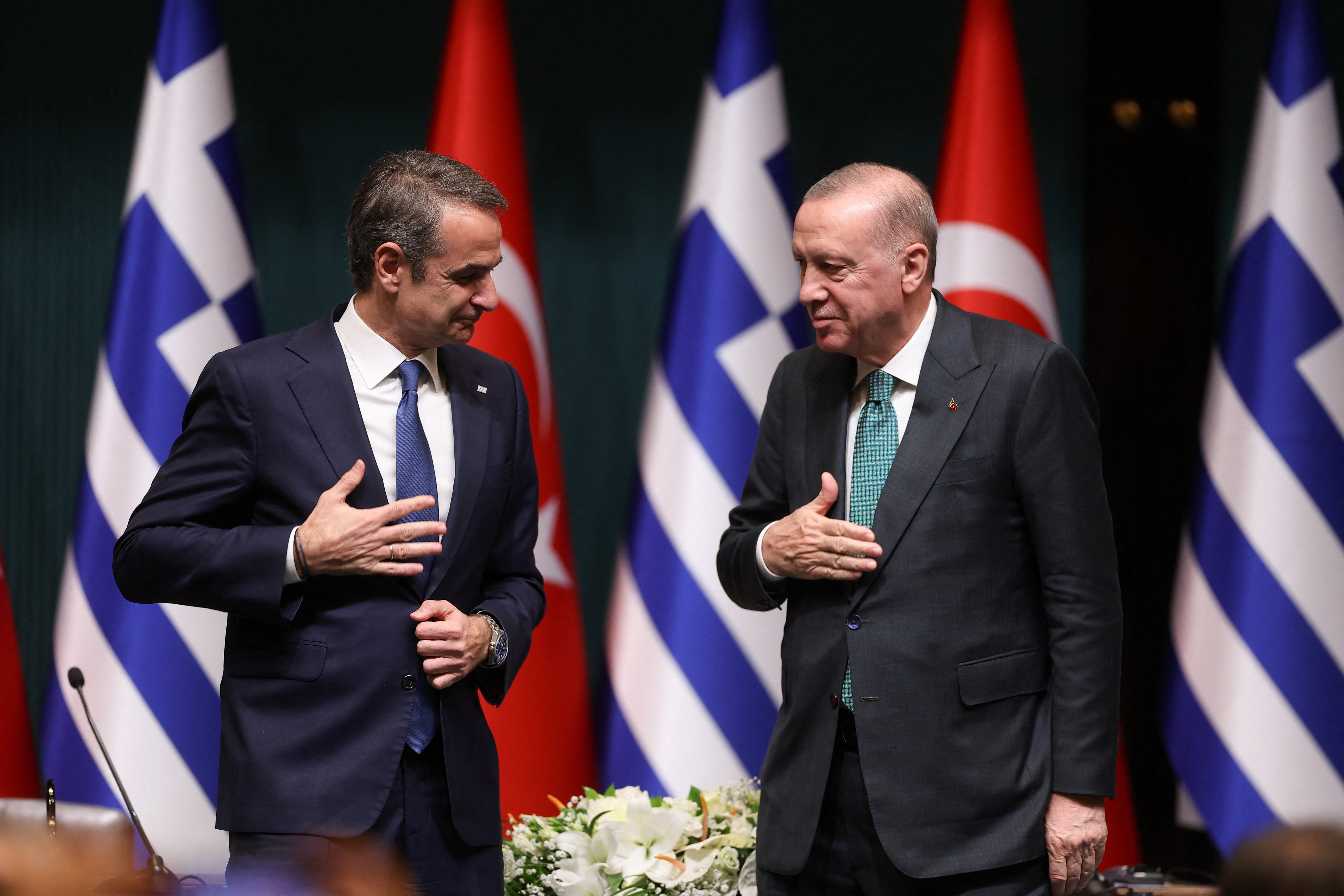cover Mitsotakis tells Erdogan of ‘window of opportunity’ for Cyprus solution