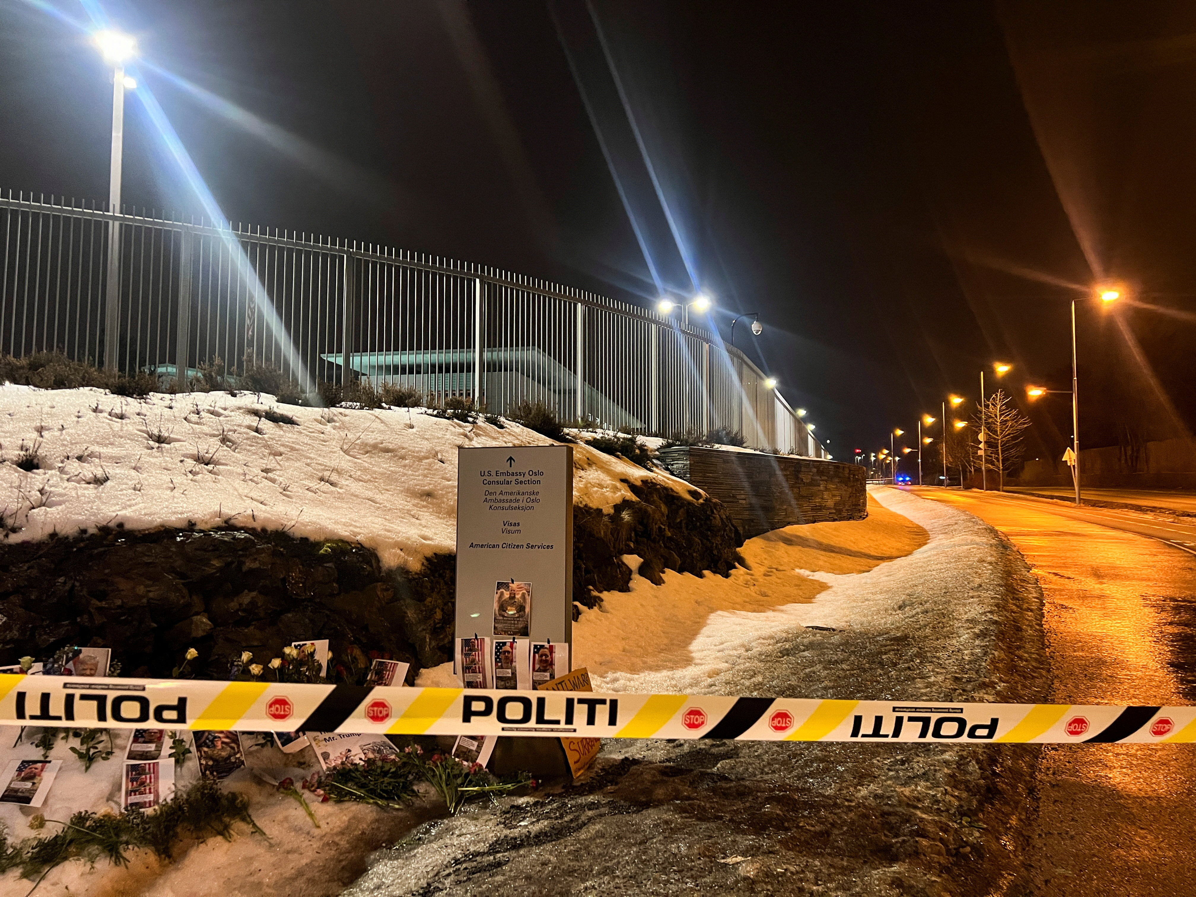 cover Explosion hits US embassy in Oslo, causing minor damage, thick smoke