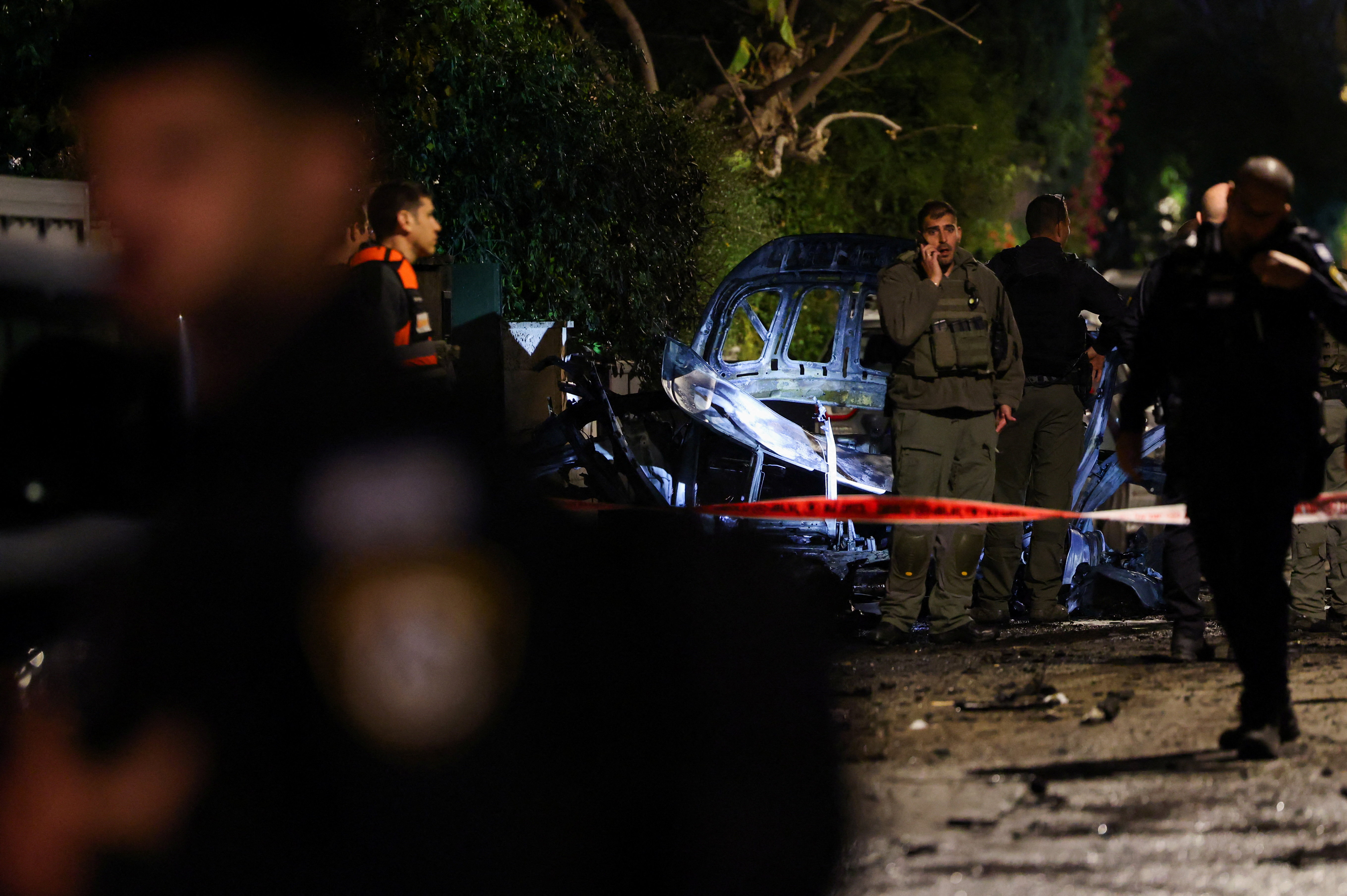 cover France presses on with Hormuz ideas, no secret Iran talks, sources say