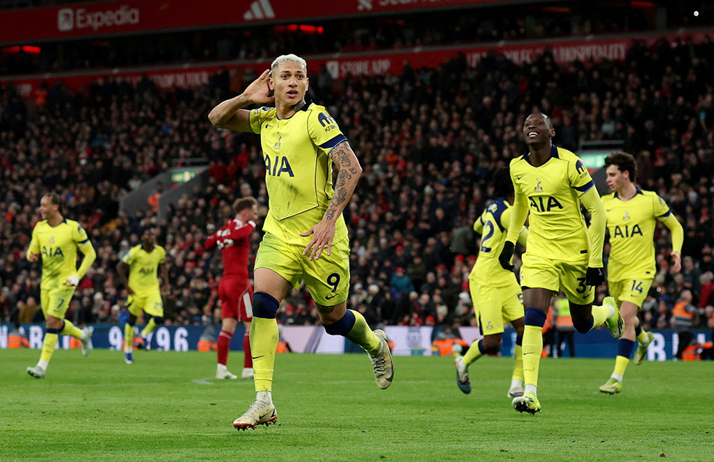 cover Late Richarlison strike earns Spurs point at Liverpool, United beat Villa