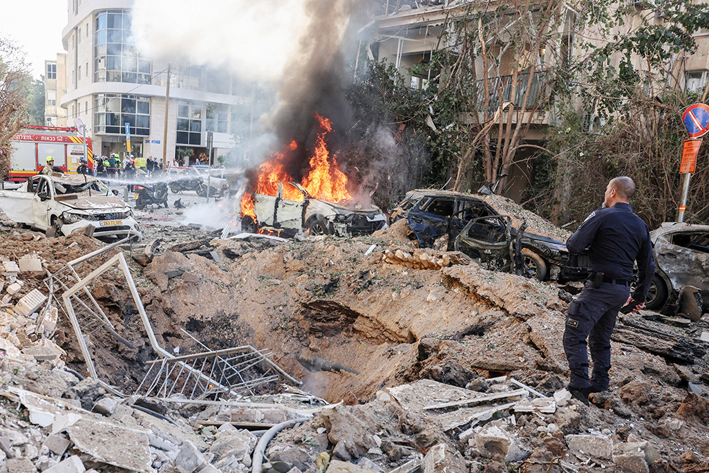 image Iran rains missiles onto Israel and mocks Trump&#8217;s talk of joint control of strait