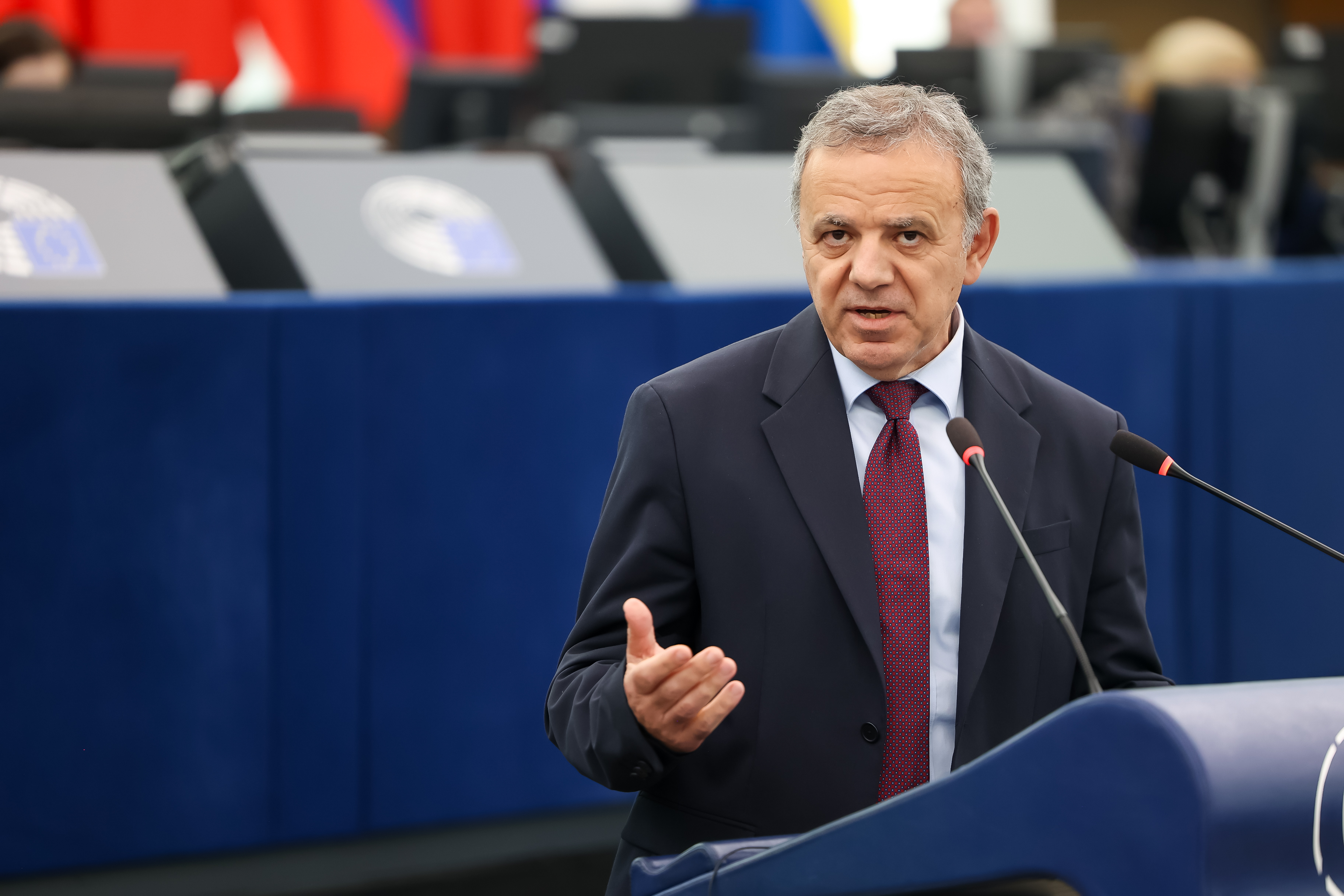 cover MEP calls for permanent EU military force in Cyprus