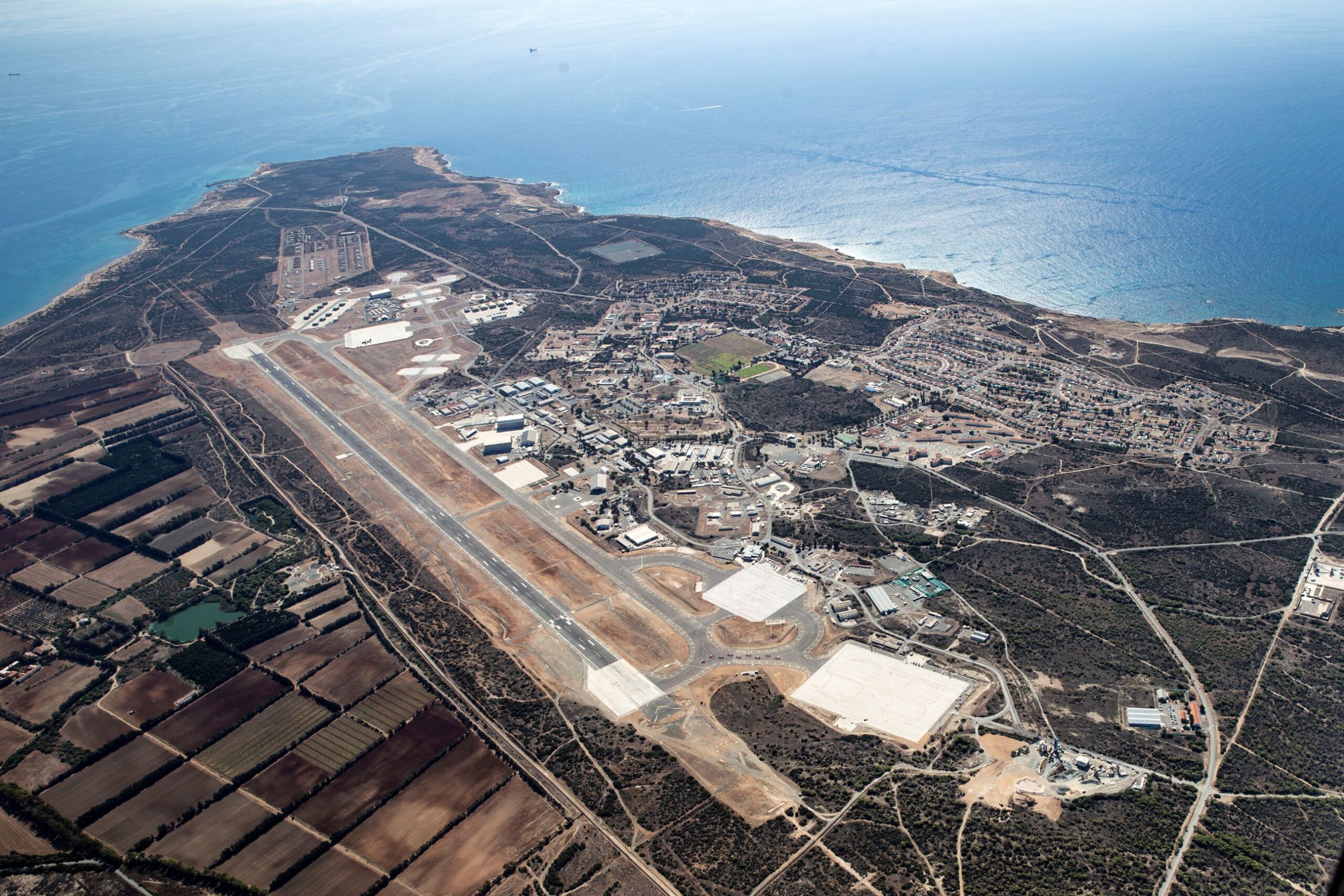 cover UK to install new antennas at RAF Akrotiri as Cyprus prepares for bases talks