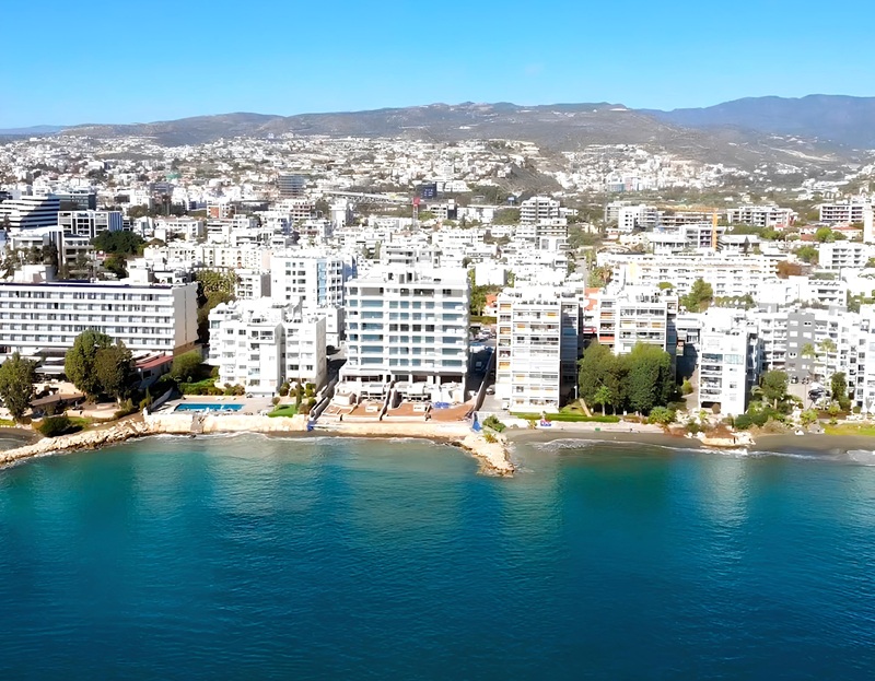cover Londa Residences: Limassol&#8217;s landmark beachfront project enters final phase