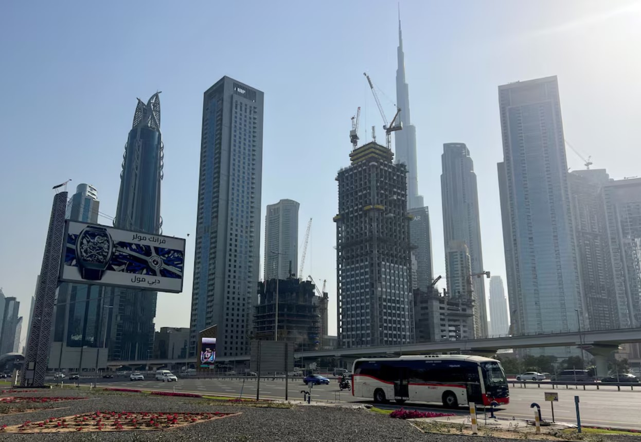 cover Iranian attacks on Dubai rattle investors and cloud safe-haven aura