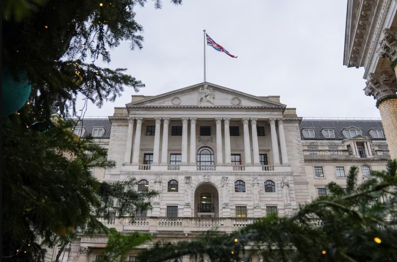 cover Bank of England holds rates as Middle East war poses inflation risk