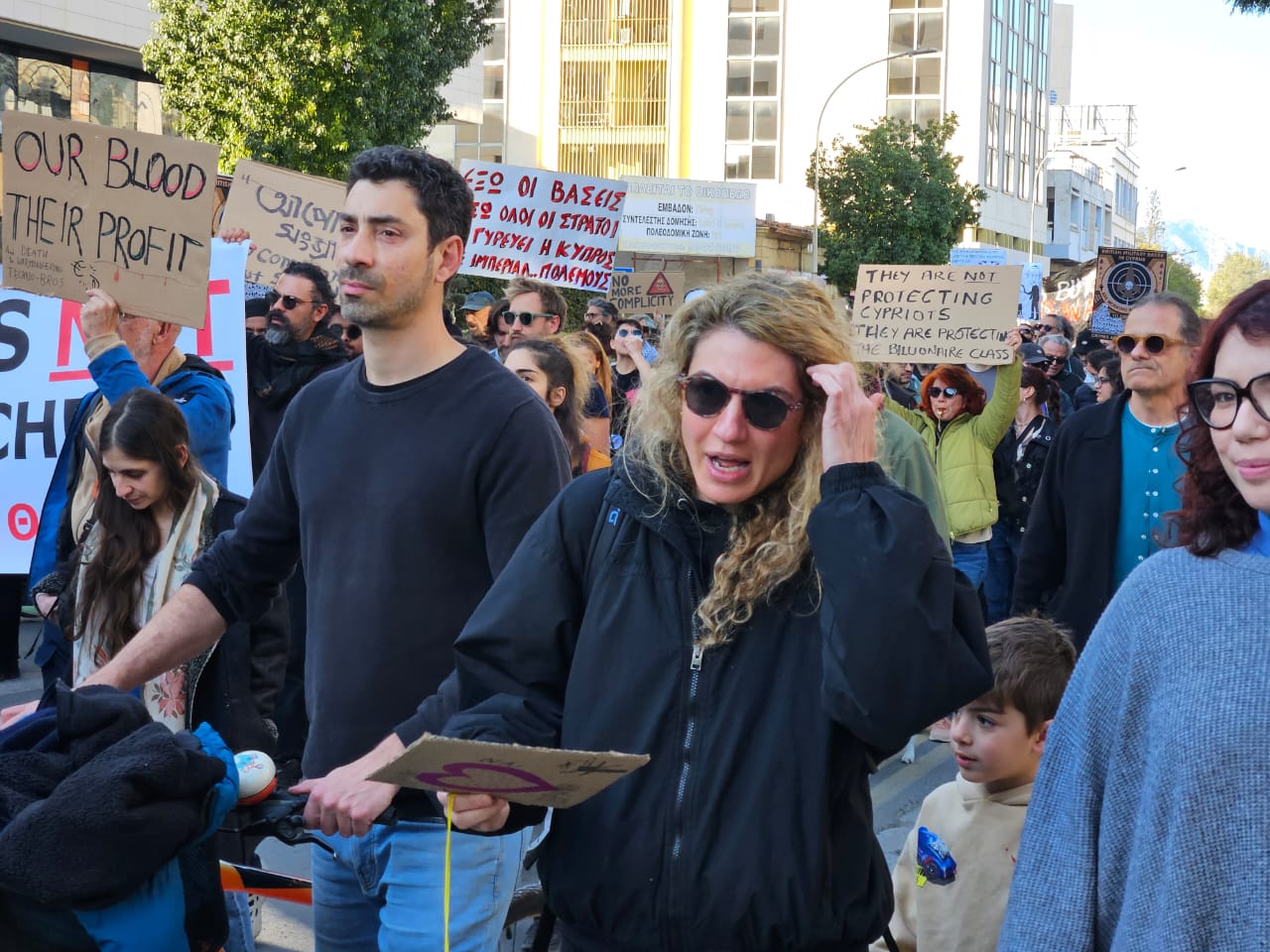 cover &#8216;British bases, out!&#8217;