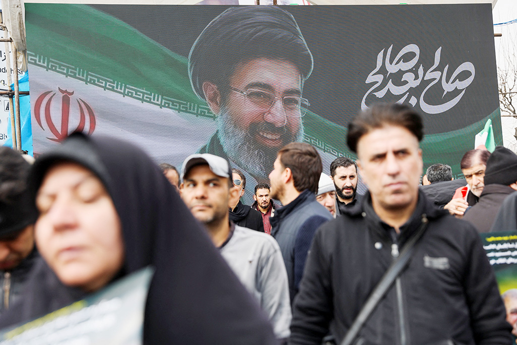 cover Iran&#8217;s new supreme leader &#8216;lightly injured&#8217; but active