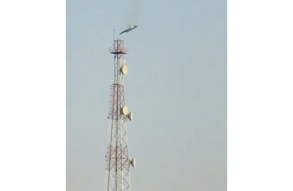 cover Kuwait shoots down US jets in friendly-fire incident