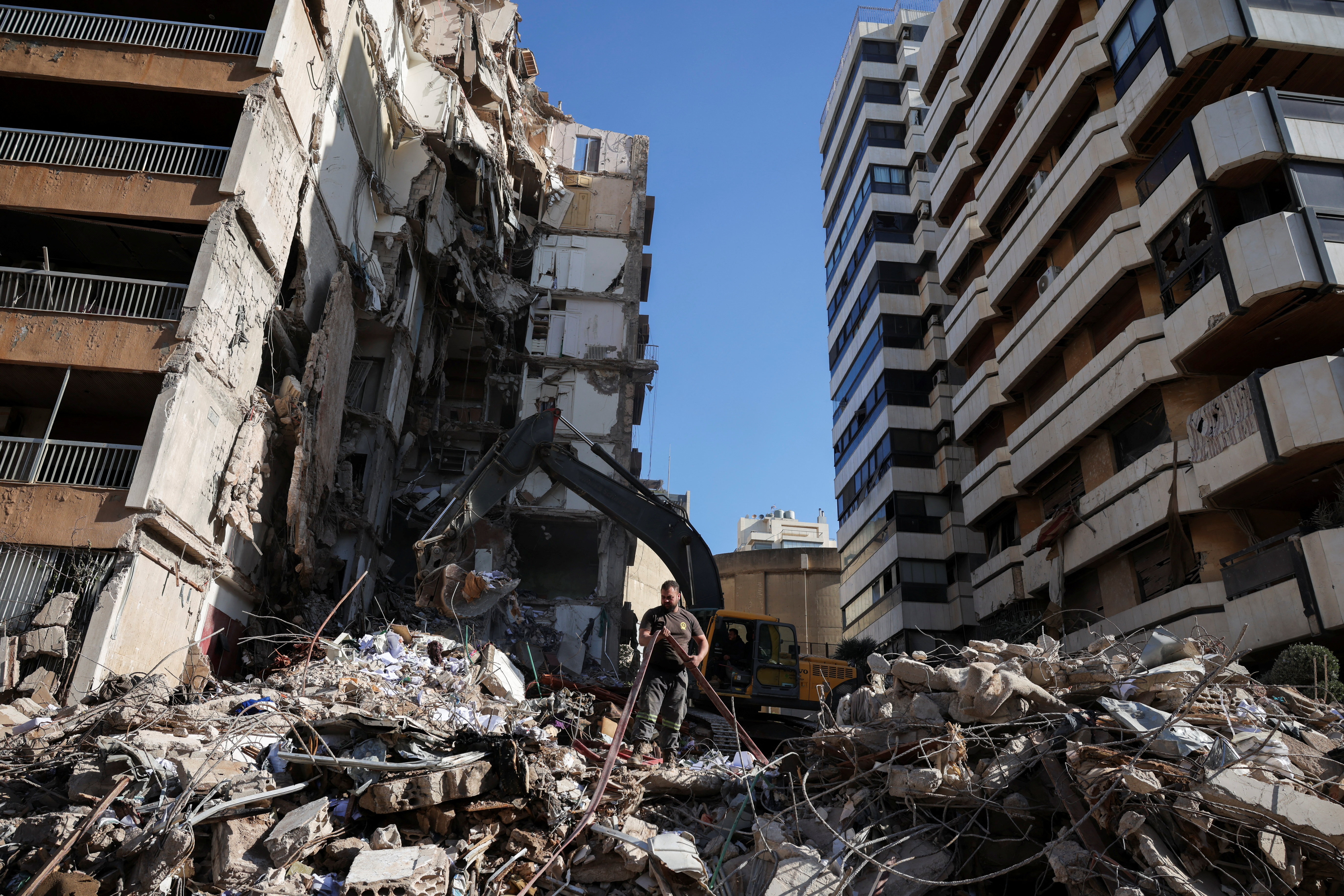 Israeli strikes kills 254 in Lebanon, putting ceasefire at risk