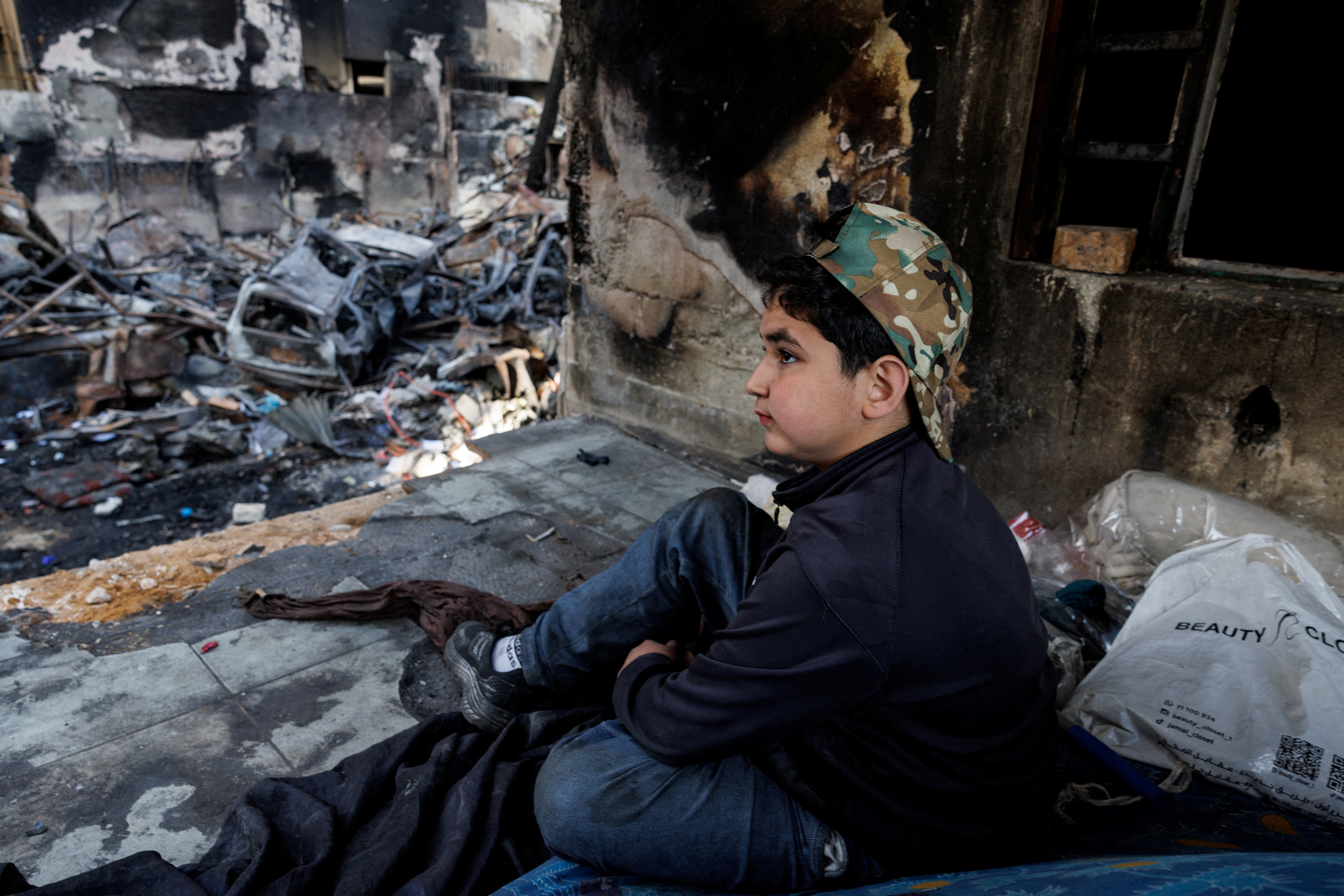 cover US begins Iran port blockade, oil prices ease on hopes for dialogue