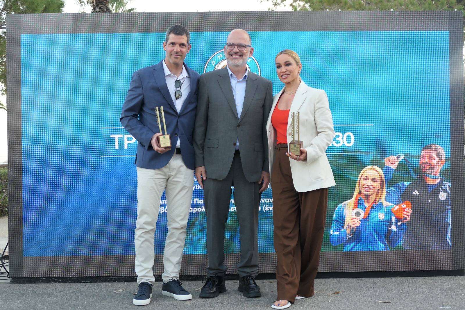 image Limassol names Molos piers after Kontides and Pelendritou