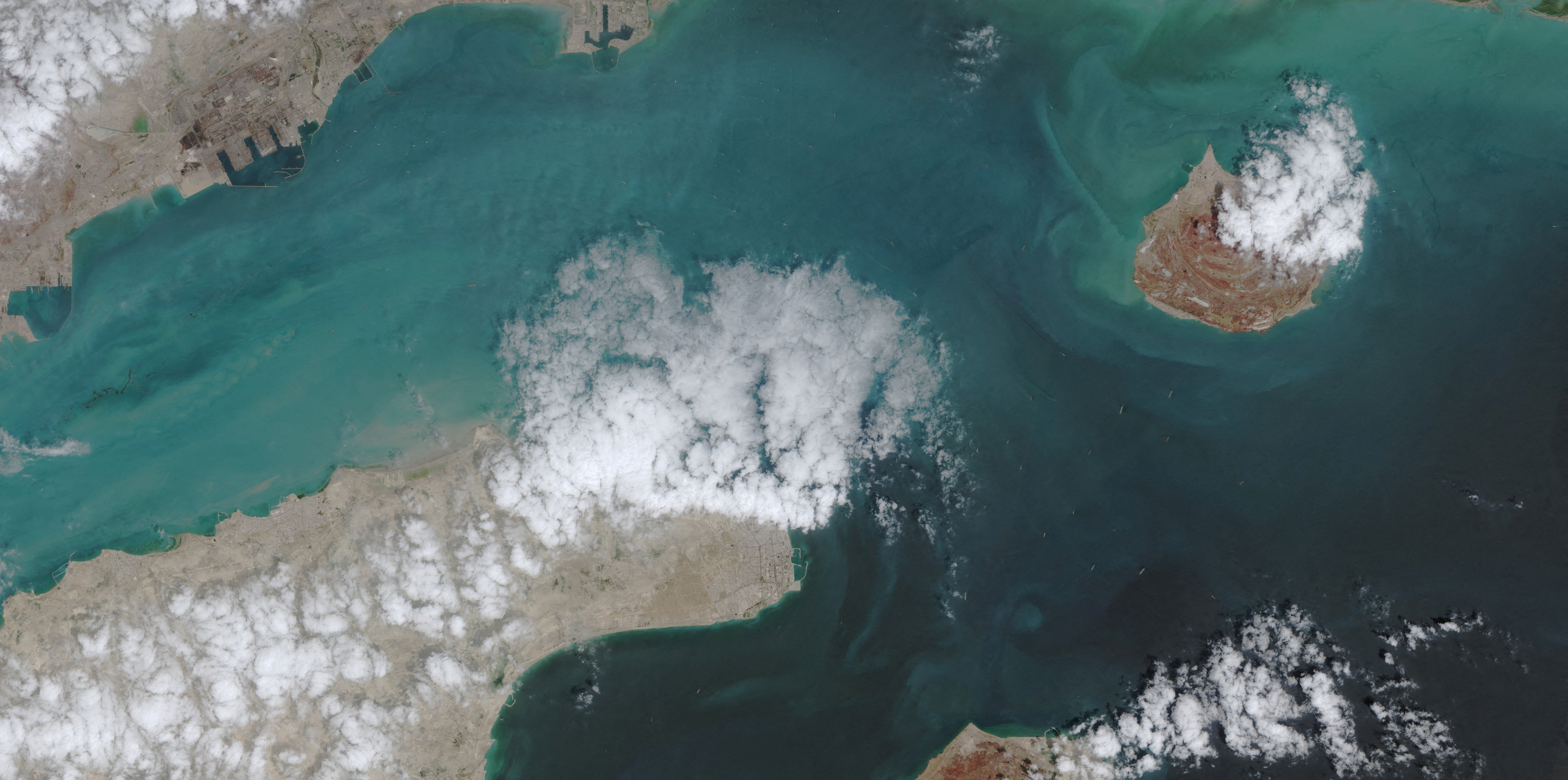 cover Trump says he has &#8216;good news&#8217; on Iran, offers no clarity on peace deal