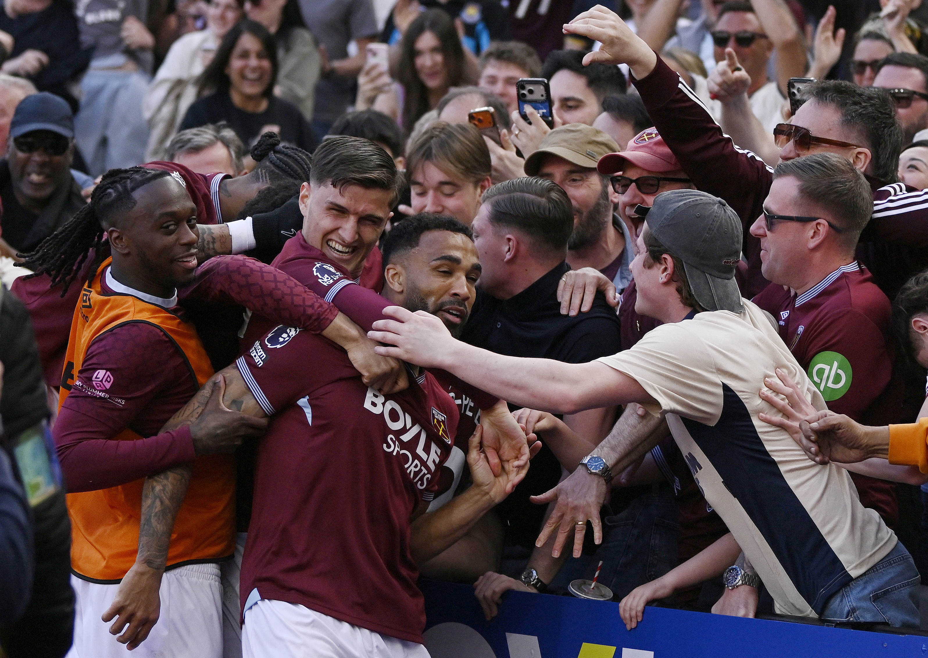 image West Ham boost survival chances with 2-1 win over Everton