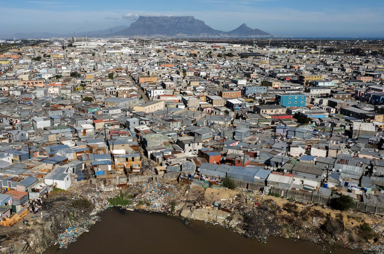 cover As coal chokes Johannesburg, South African scientists launch pollution warning app