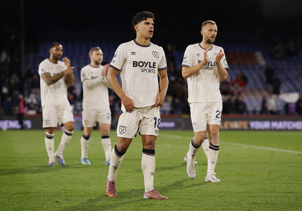 cover West Ham eke out point at Palace to relegate Wolves