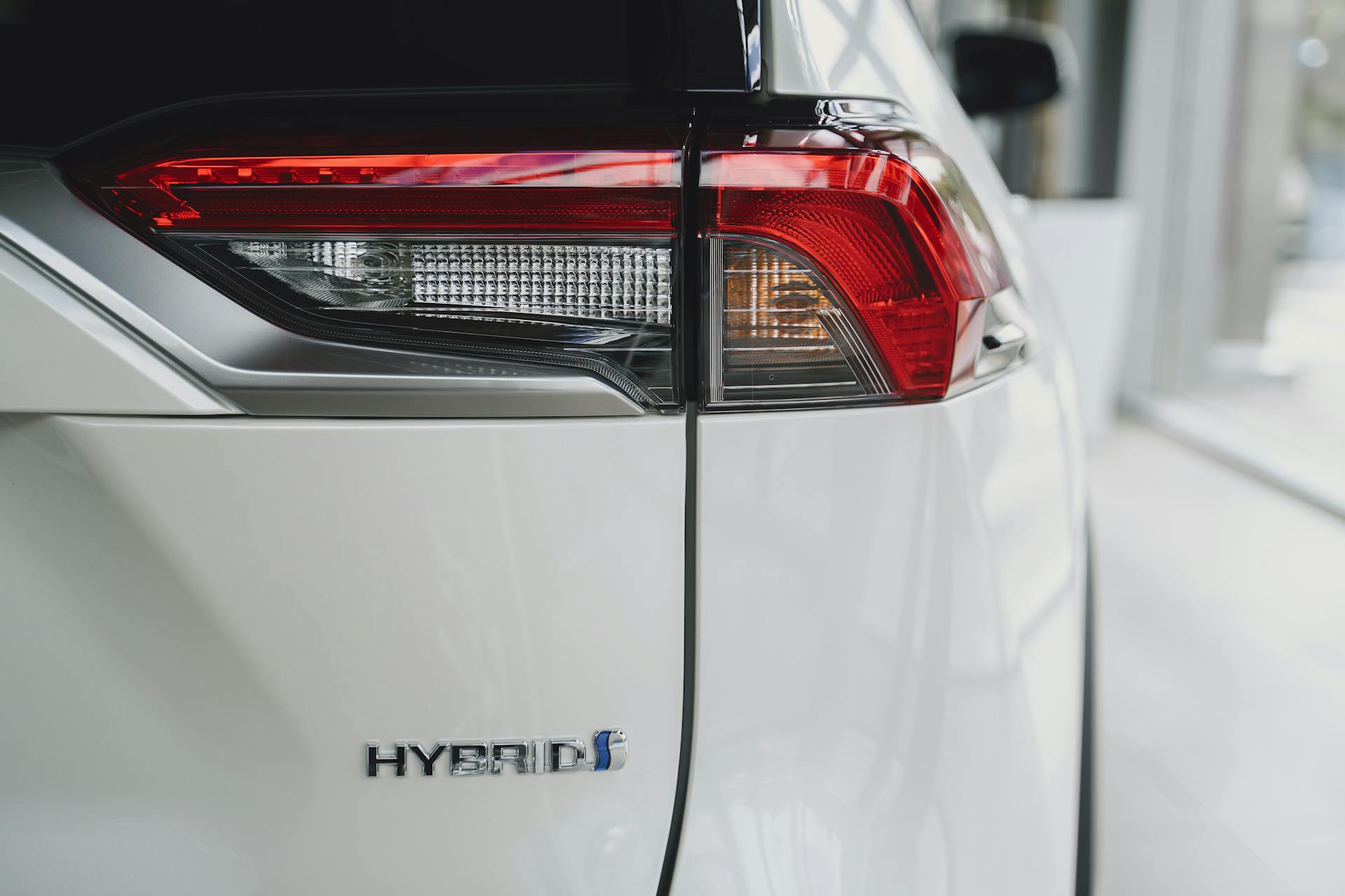image Hybrids tighten lead in Cyprus as petrol car registrations fall