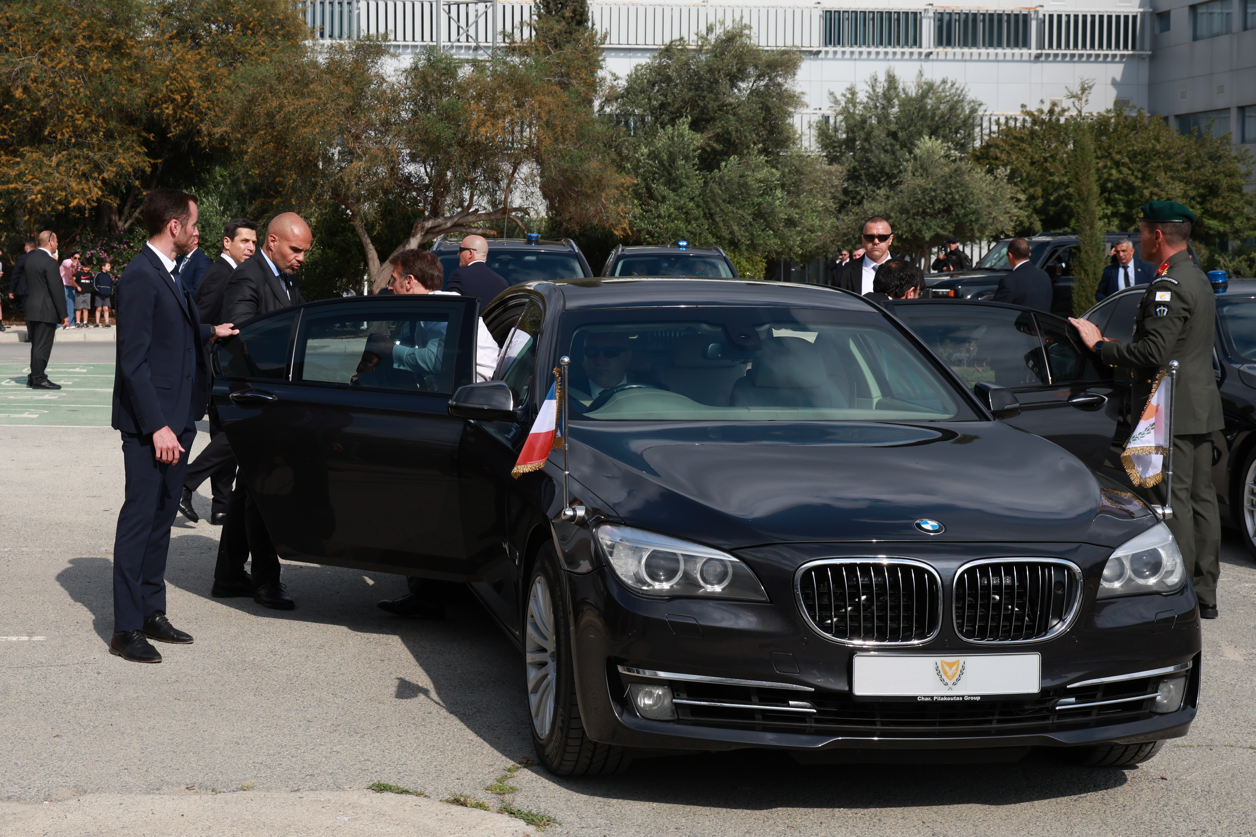 cover €140,000 spent on limousines to hosts EU leaders
