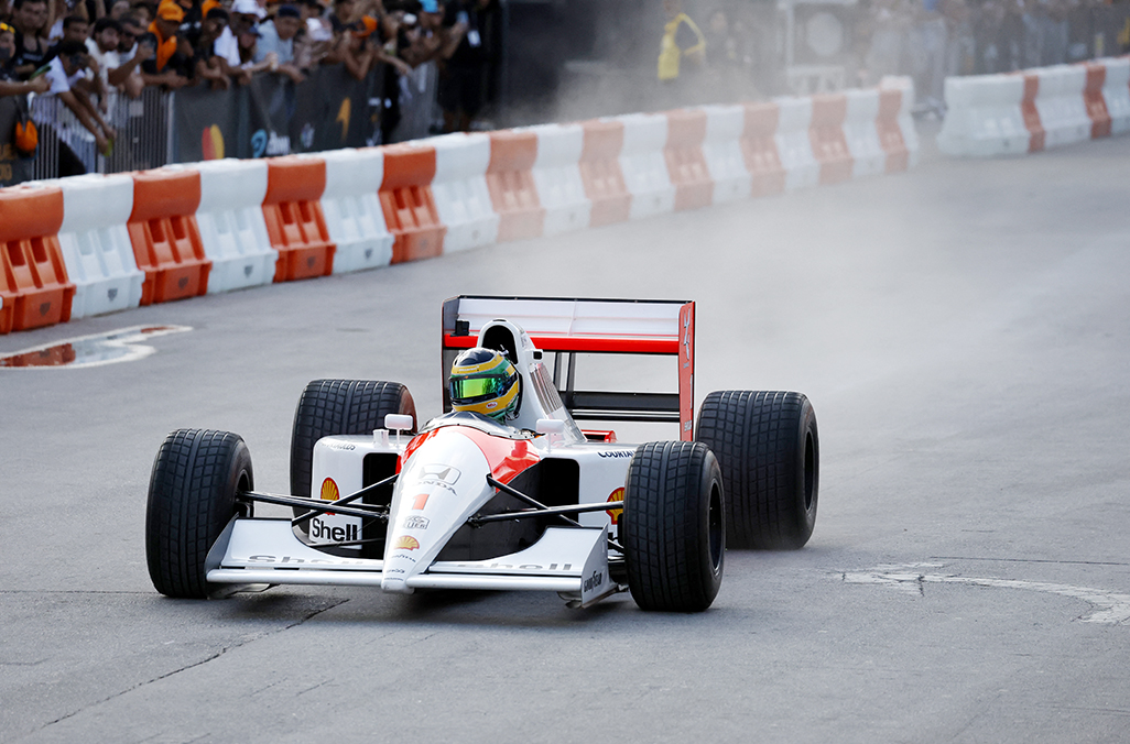 cover McLaren take F1 to the fans with Miami street show as 1,000th race looms