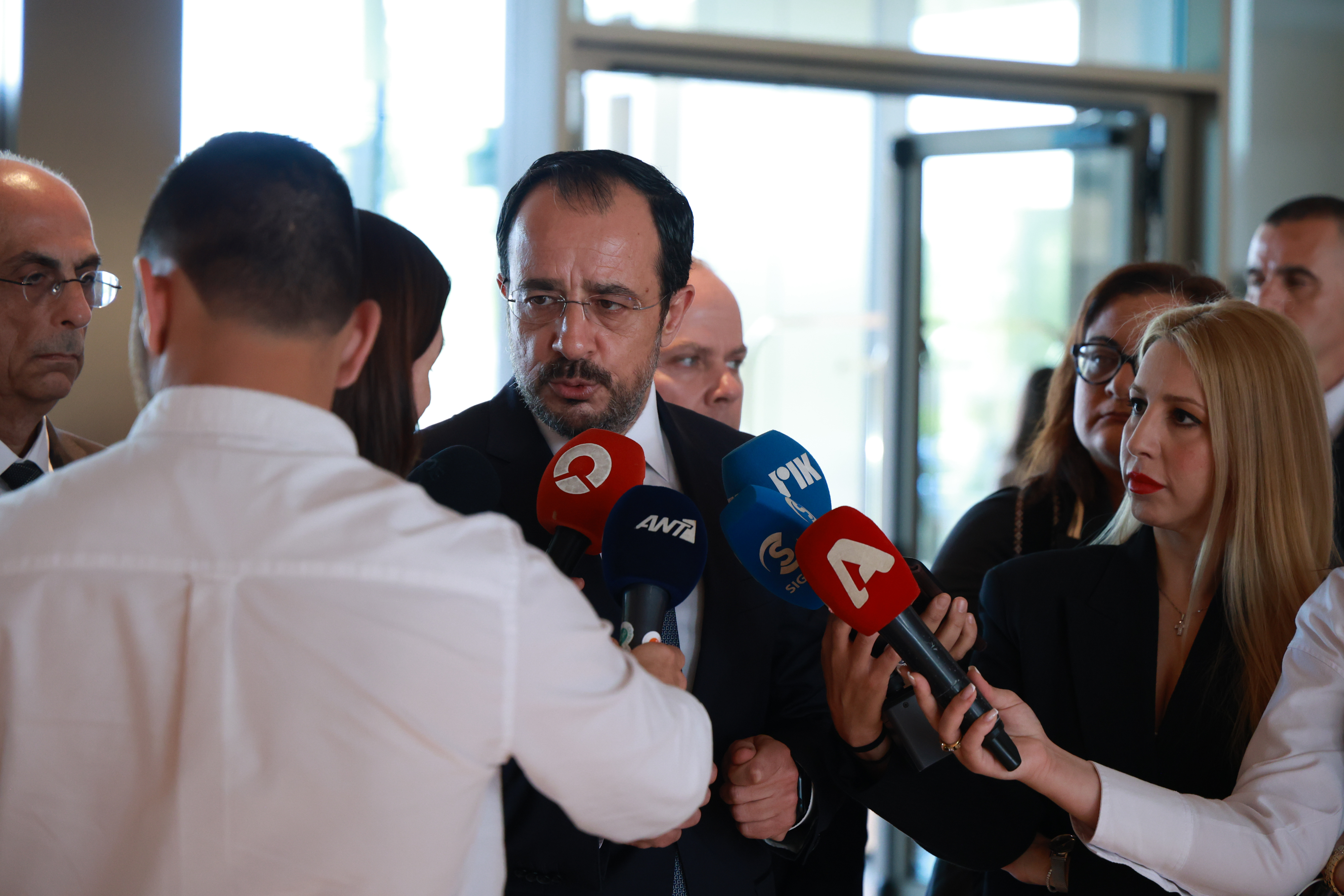 cover High level meeting to be held on foot and mouth crisis