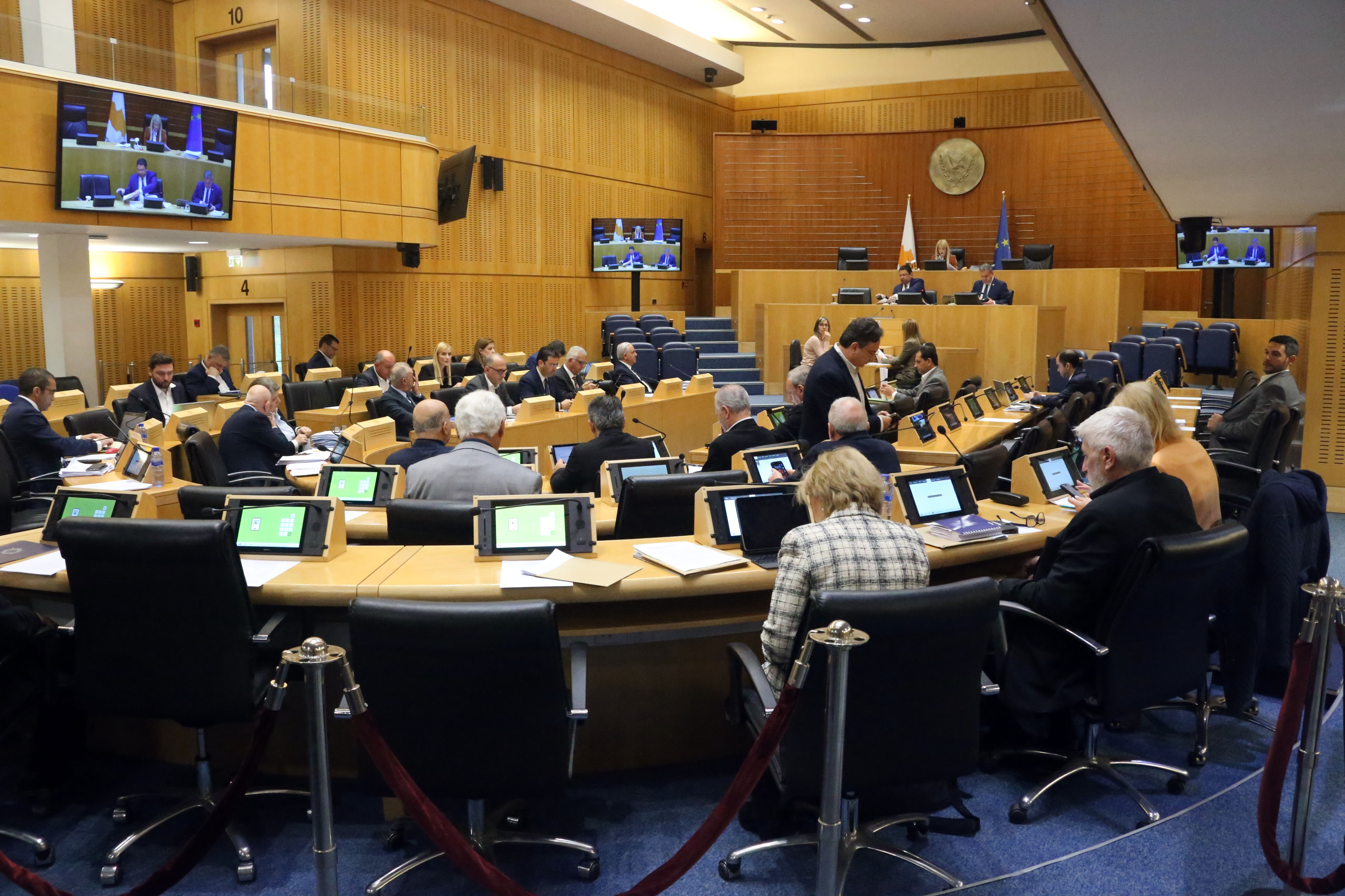 cover Parliament scraps student aid fund, shifts role to scholarships