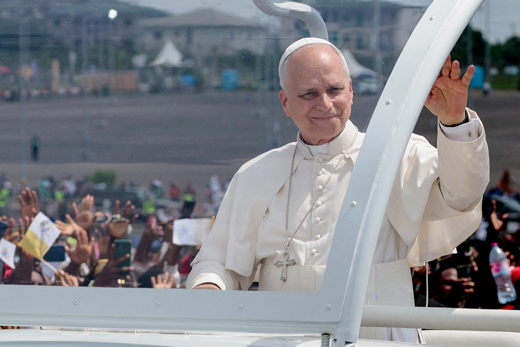 cover Pope downplays feud with Trump, says &#8216;not in my interest&#8217; to debate him