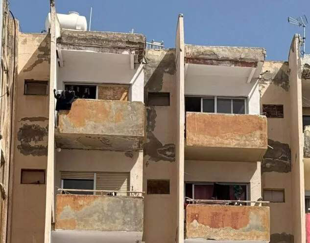 cover Occupants of dangerous Seagate building miss evacuation deadline