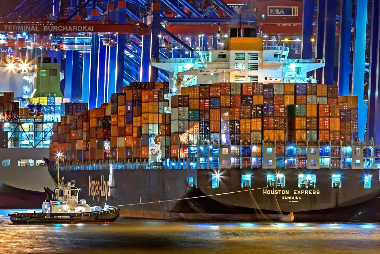 image EU trade gap with China grows as imports surge in 2025