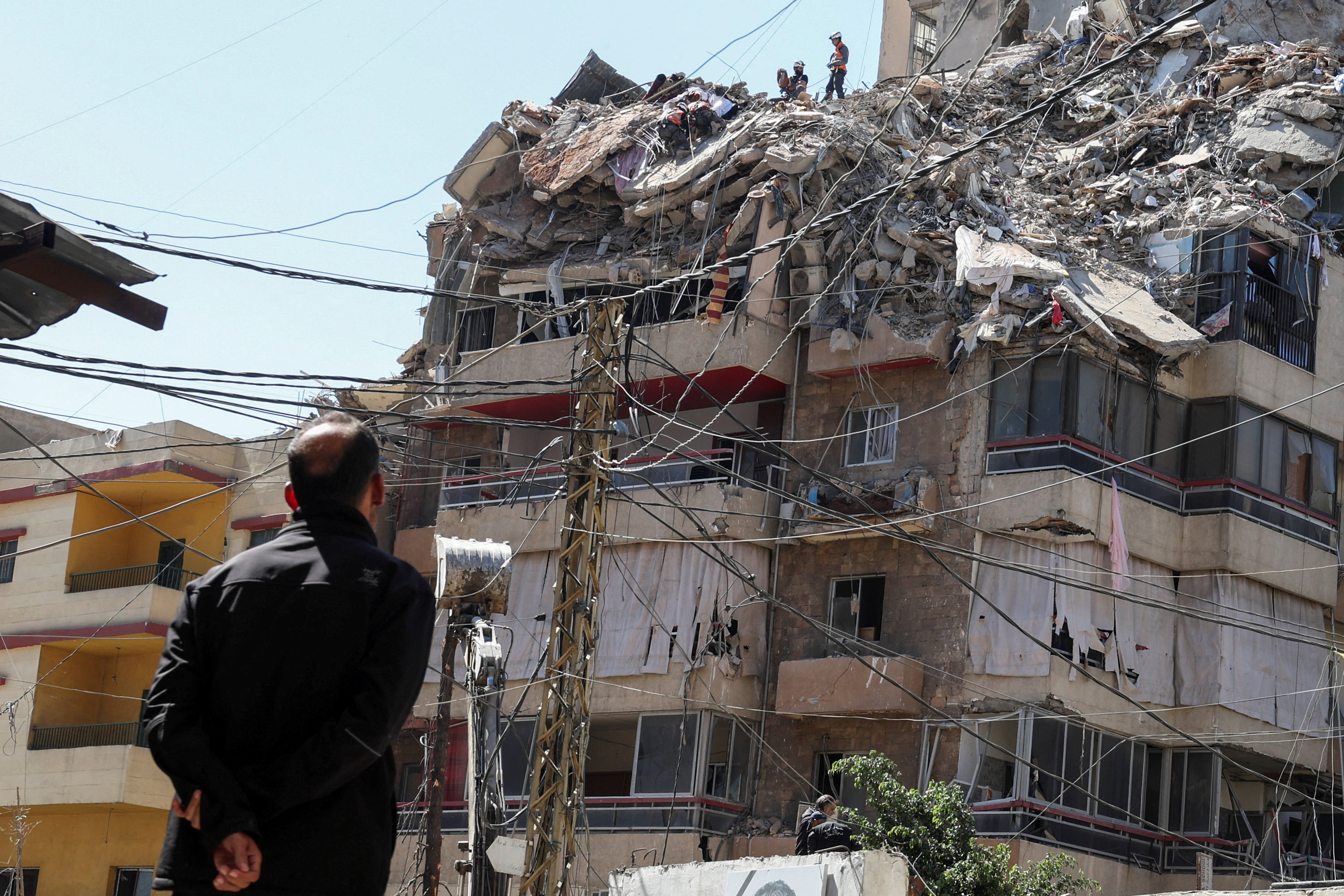 cover Israeli attack kills son of Hamas leader negotiating with Trump-led board