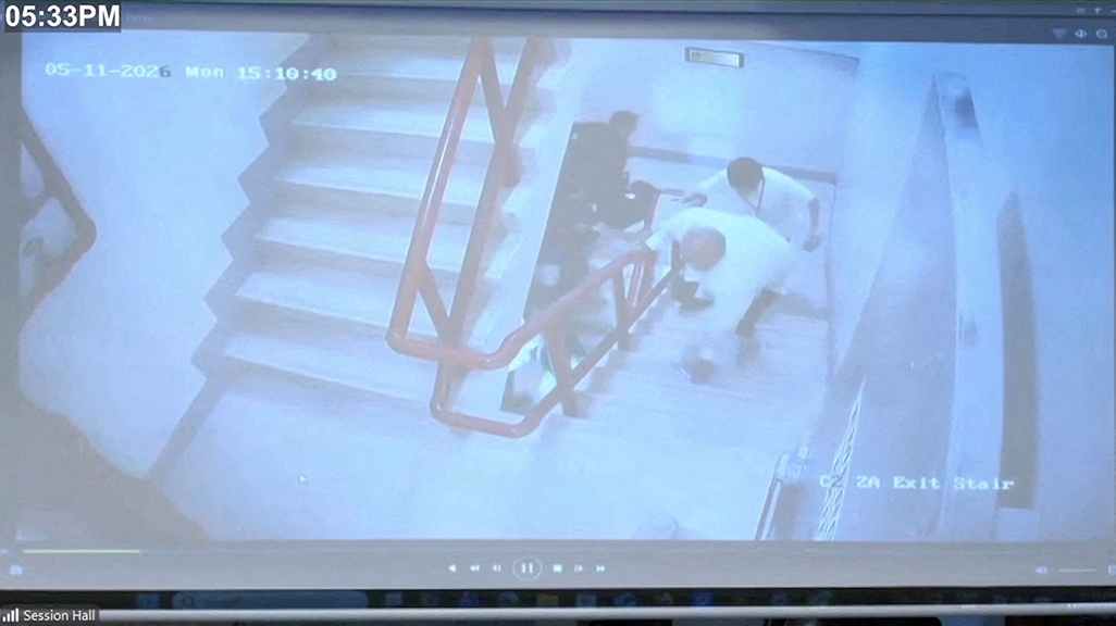 cover Gunshots fired in standoff at Philippine Senate over ICC suspect 