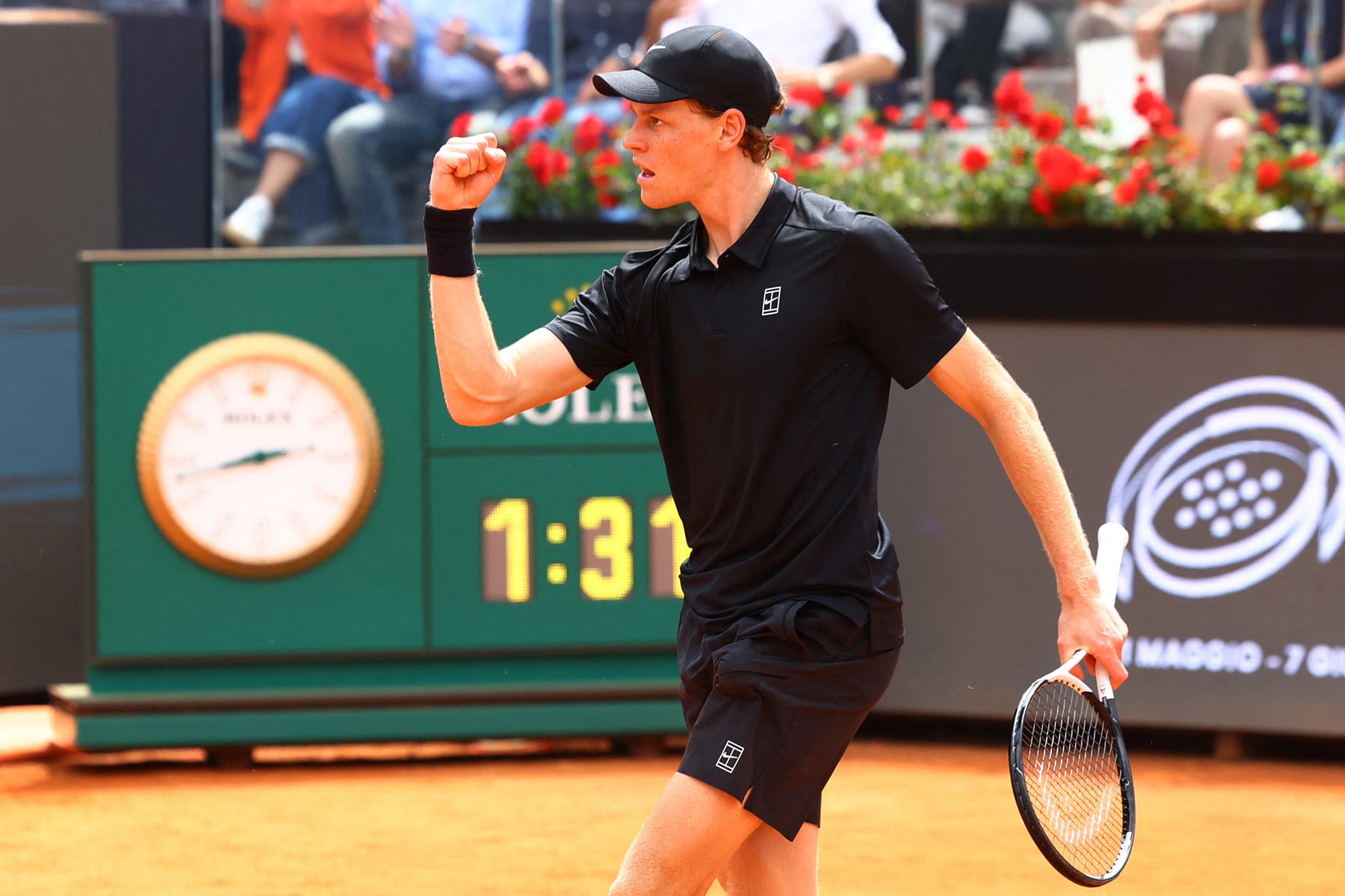 cover Sinner surges into Rome semis with record 32nd straight Masters win