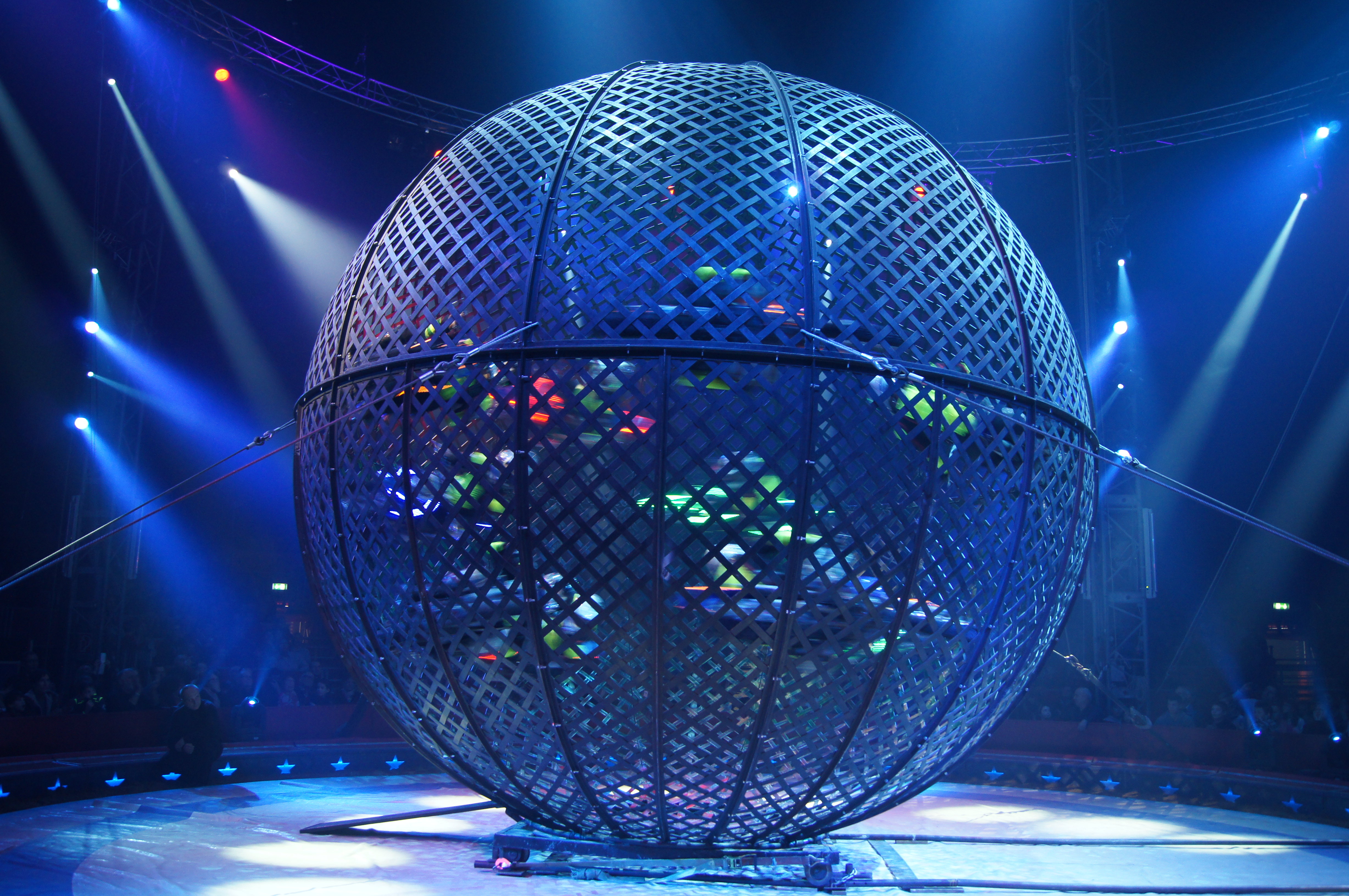 cover Court bans operation of ‘Globe of Death’ attraction on Limassol seafront