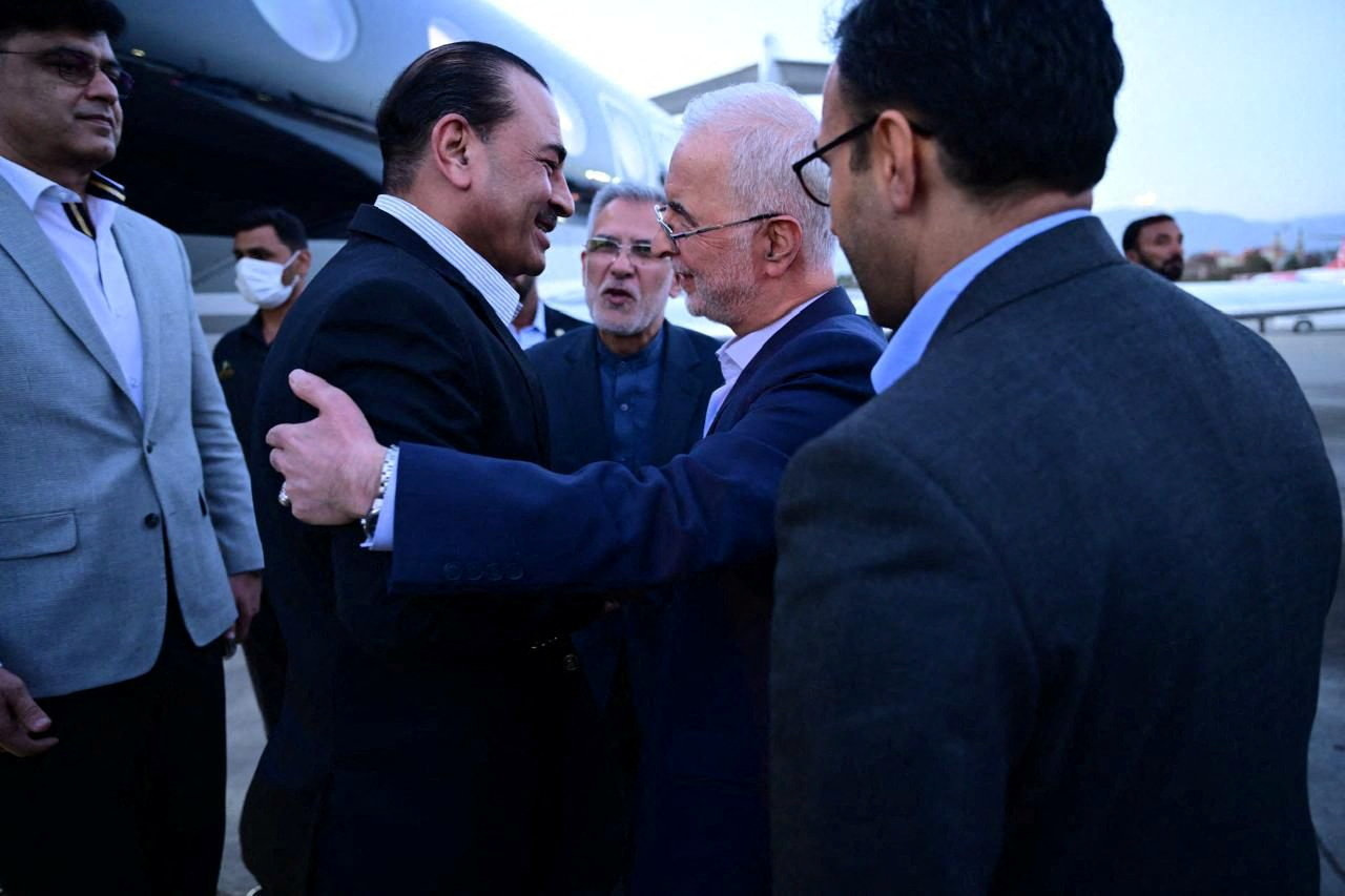 cover US and Iran report progress on talks ending war, looking to next few days
