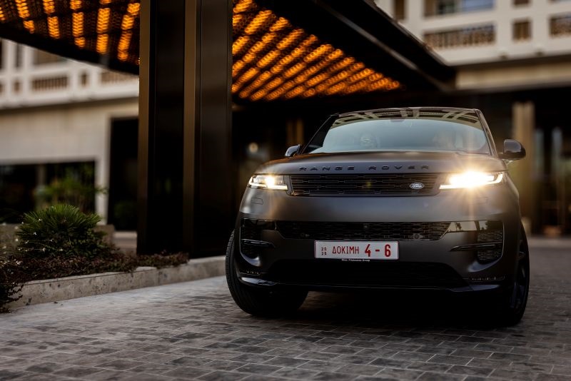 cover An evening dedicated to Range Rover&#8217;s modern luxury philosophy