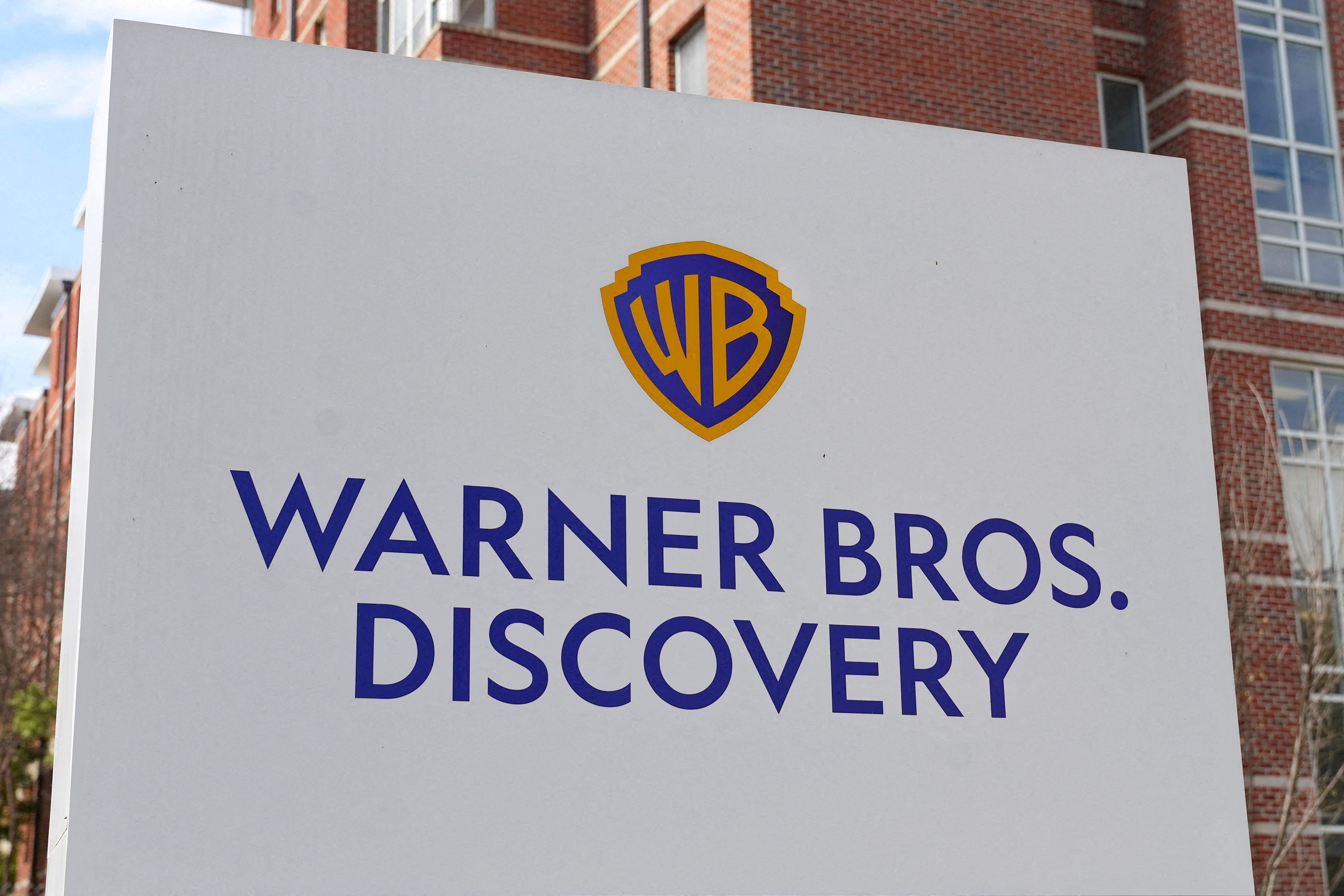 cover US states preparing lawsuit to block Paramount&#8217;s acquisition of Warner Bros
