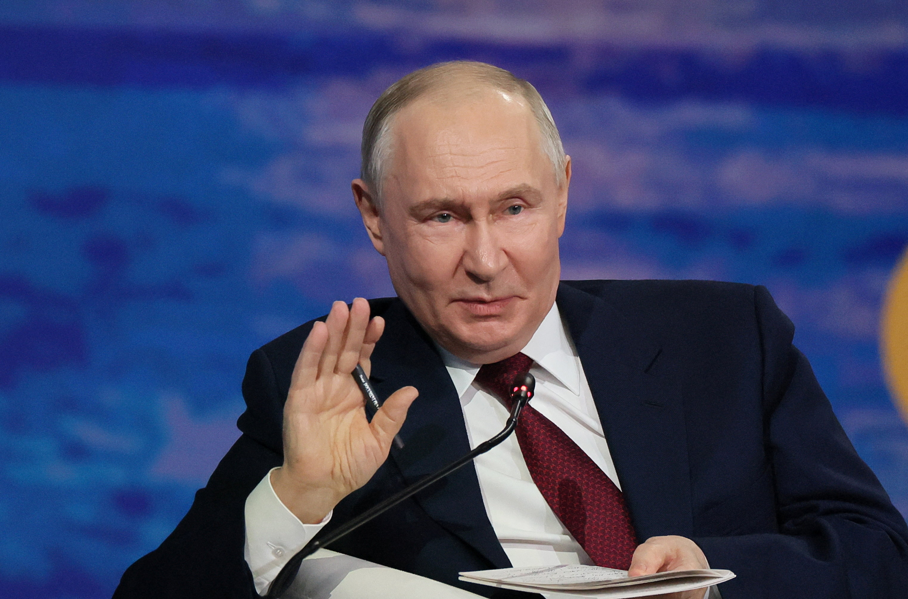 cover Putin says he currently sees no reason to meet Ukraine&#8217;s Zelenskiy