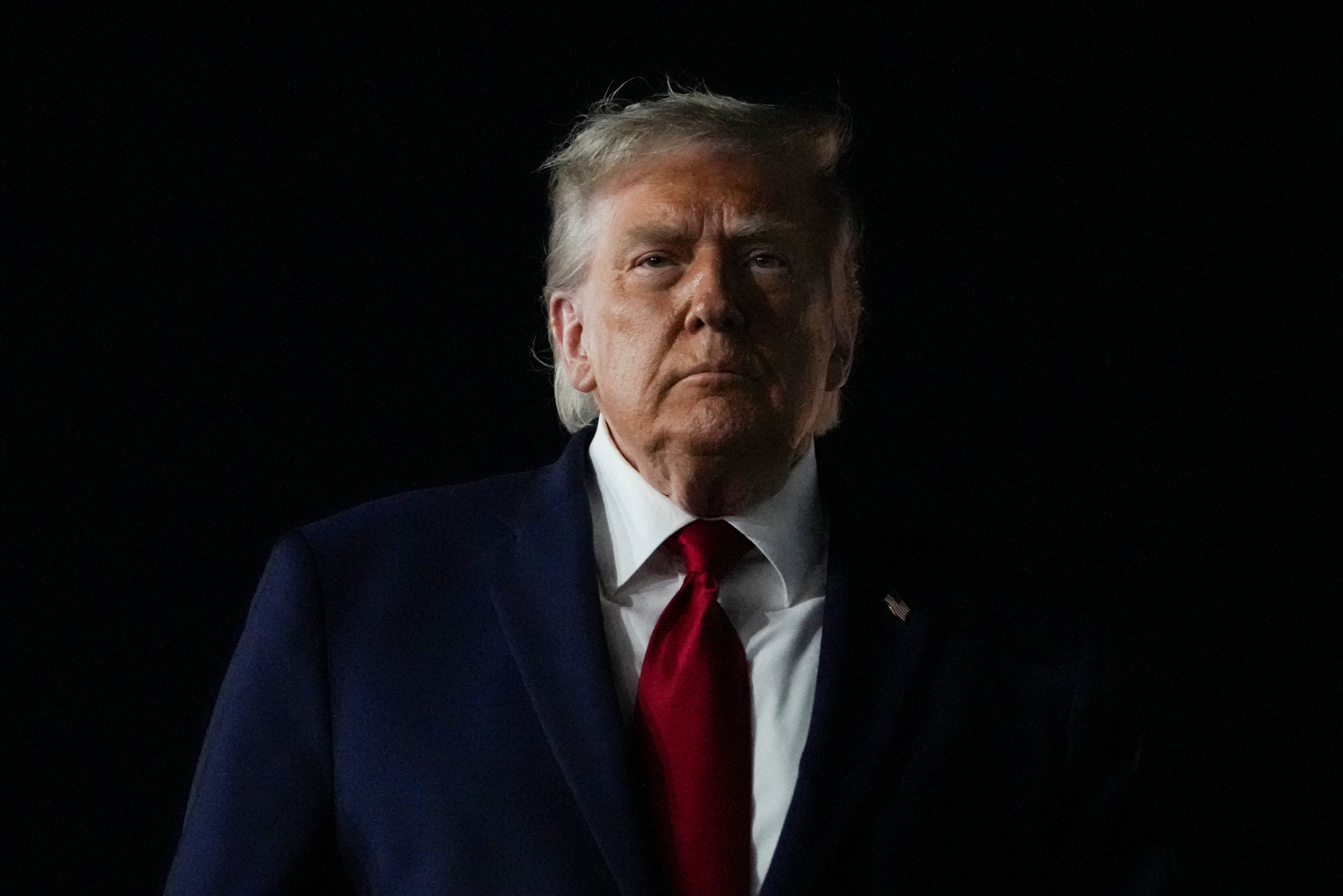 cover Trump greeted with boos at NBA Finals in Madison Square Garden