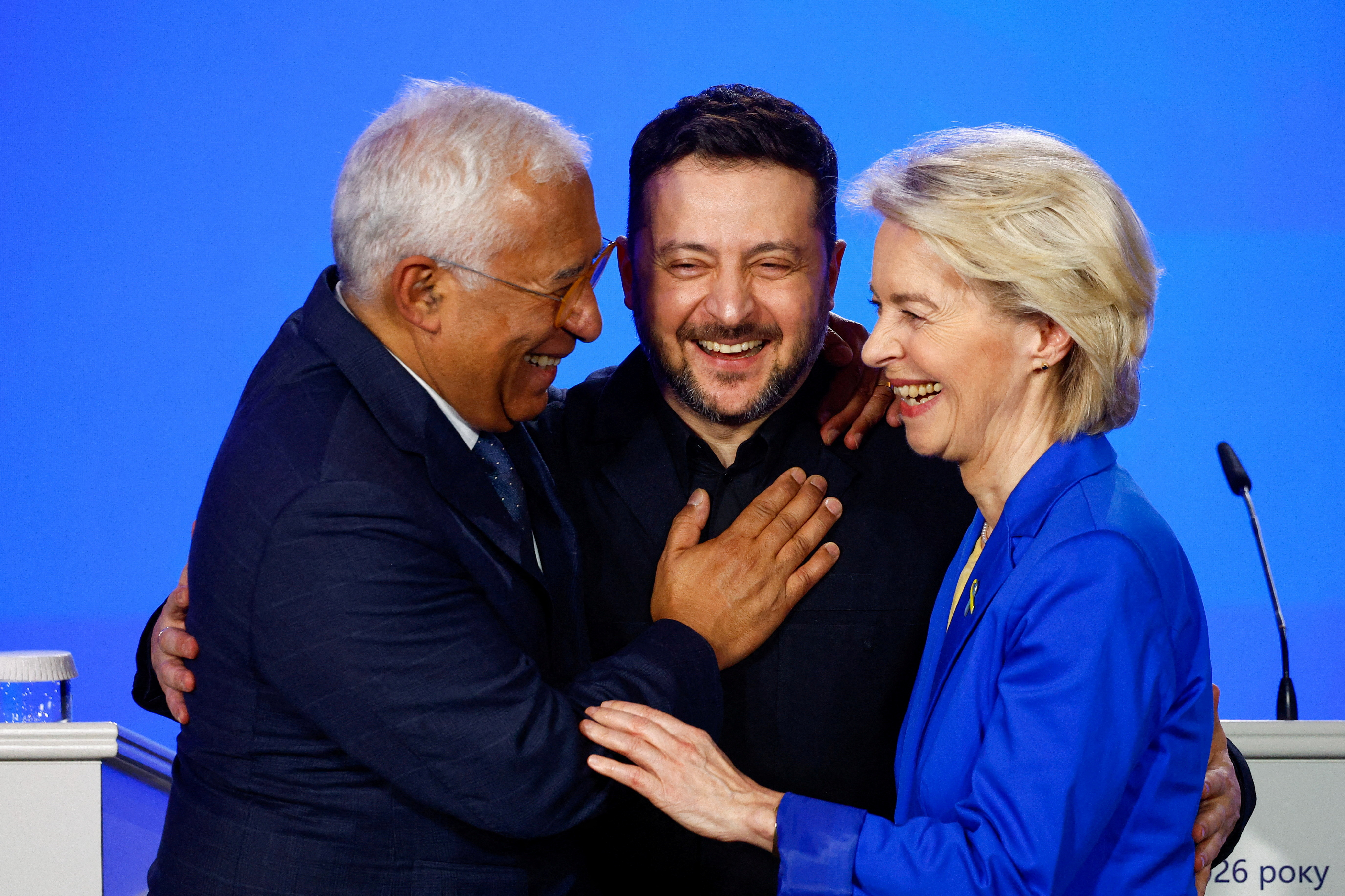 cover EU envoys greenlight first phase of membership talks for Ukraine and Moldova