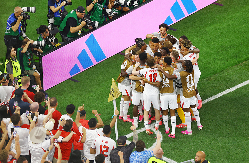 cover England and Ghana &#8216;ready to pay price&#8217; to advance