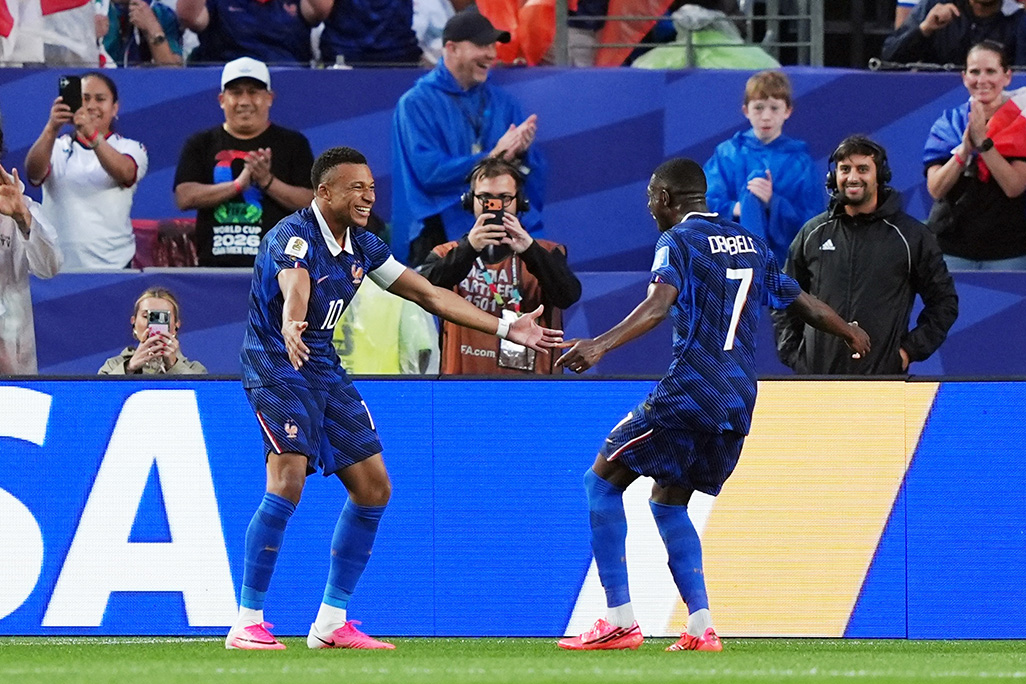 image France&#8217;s firepower puts Sweden in the firing line