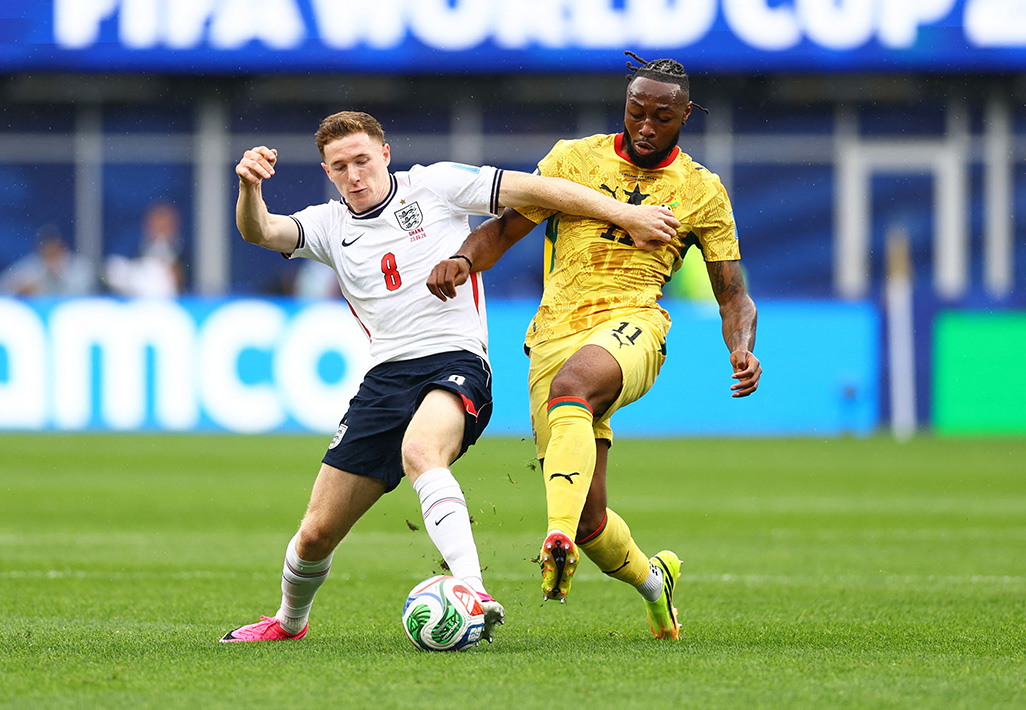cover Man City agree club-record deal for Anderson