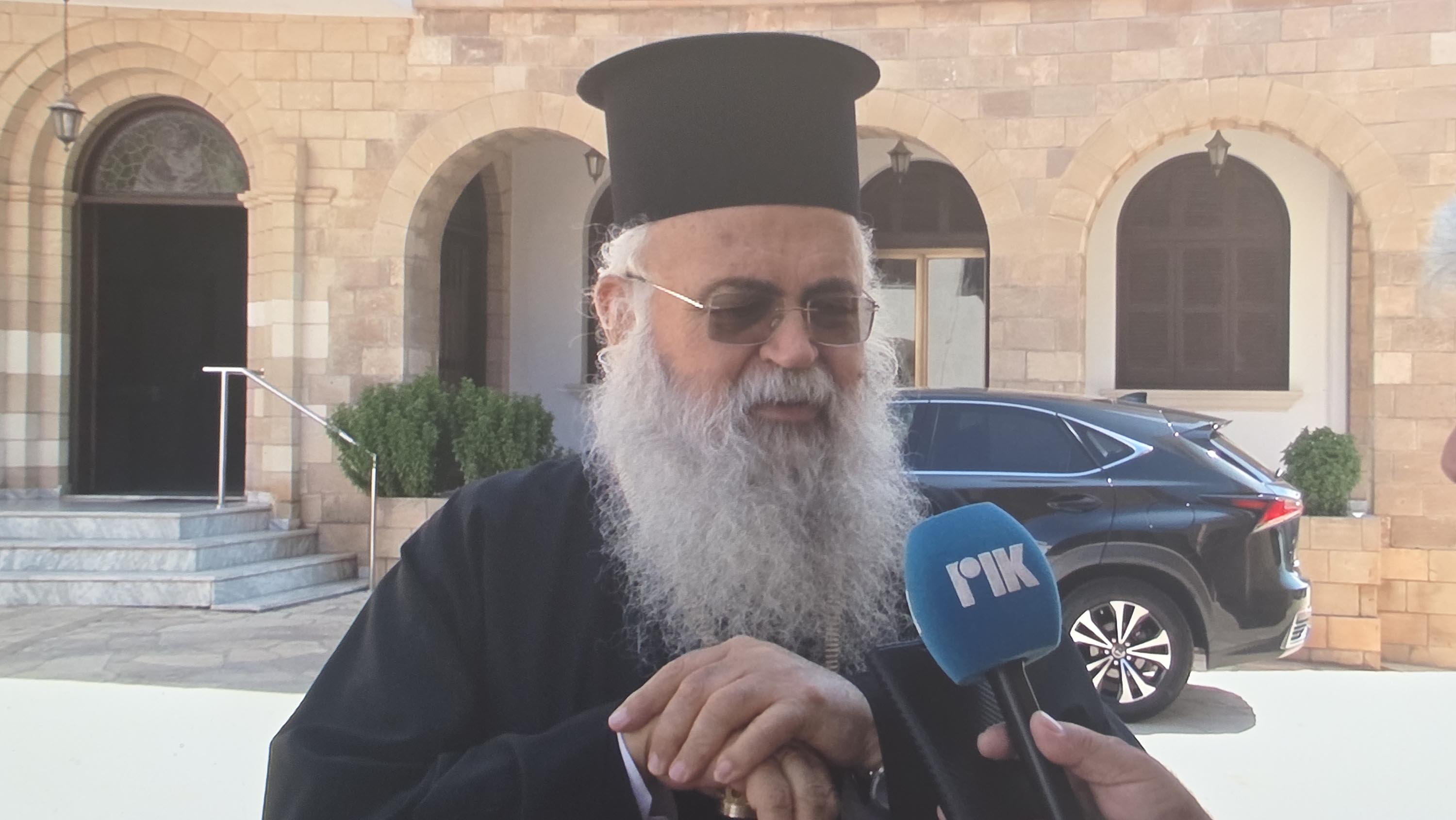 cover ‘No personal motives’ in Tychikos ousting