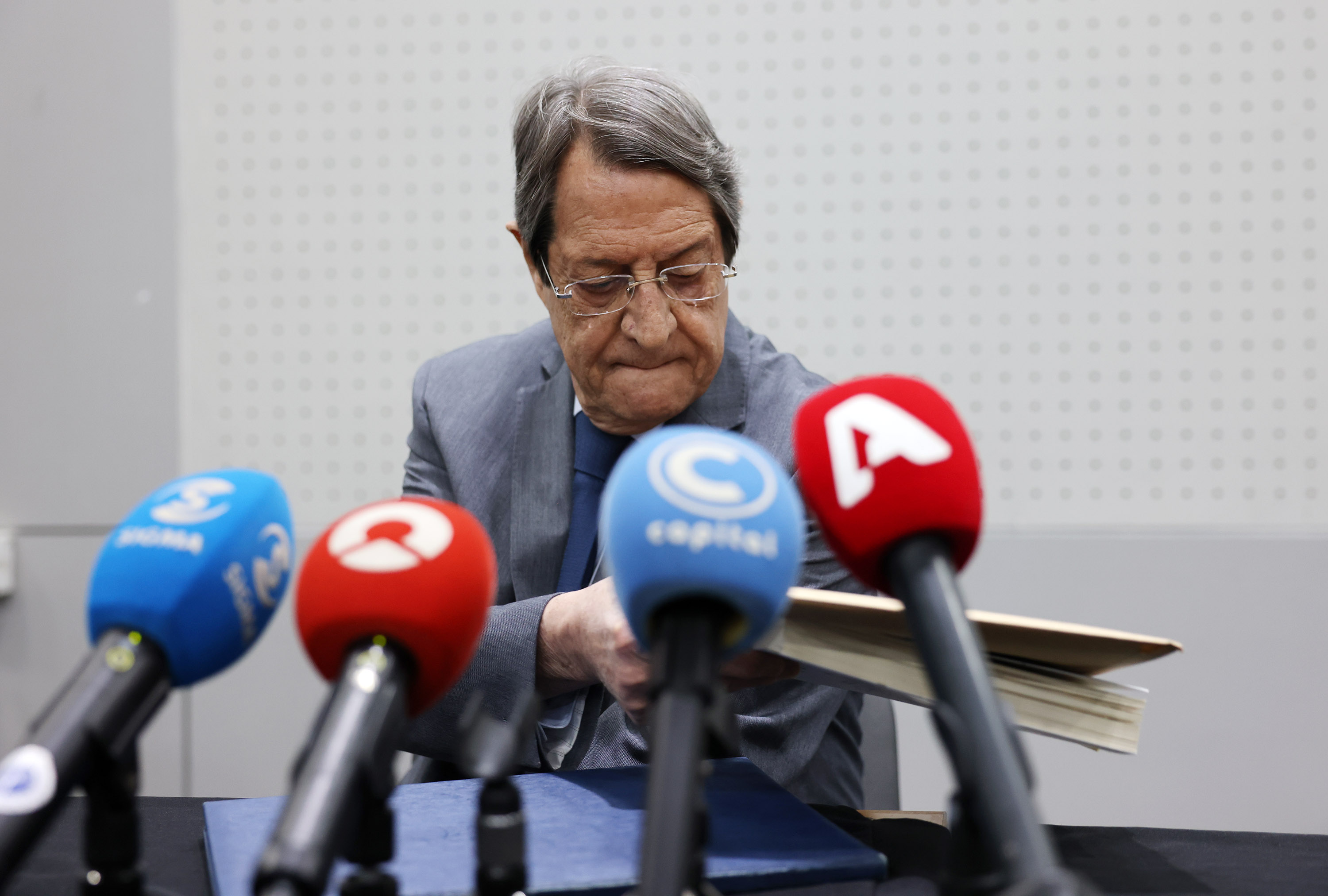 cover How Anastasiades answered the Mafia State report accusations