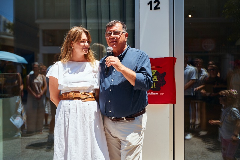 In gift to Larnaca, sculpture unveiled of 18th-century Kyiv chronicler of island